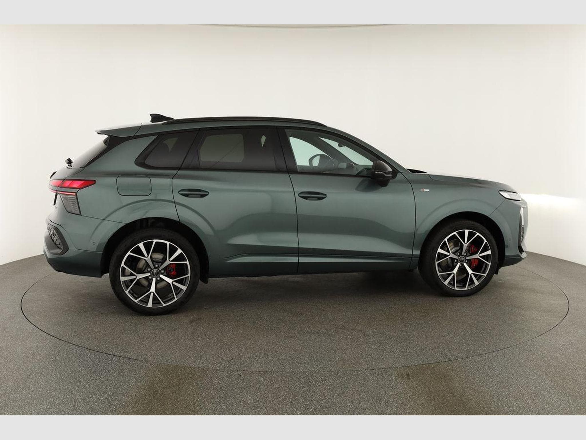 Audi Q3 TFSI quattro 150 kW (2026) - Photo 23