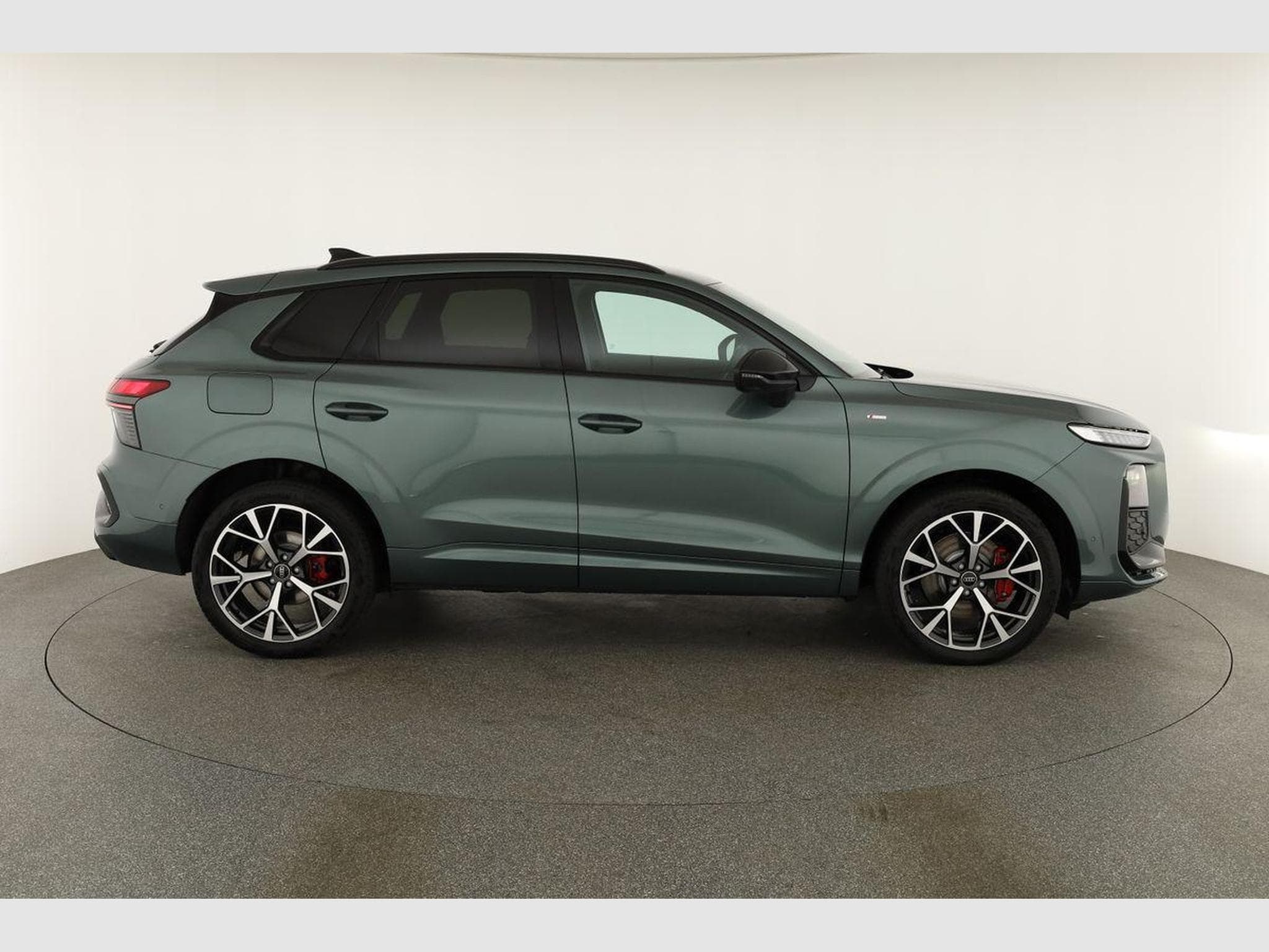 Audi Q3 TFSI quattro 150 kW (2026) - Photo 24