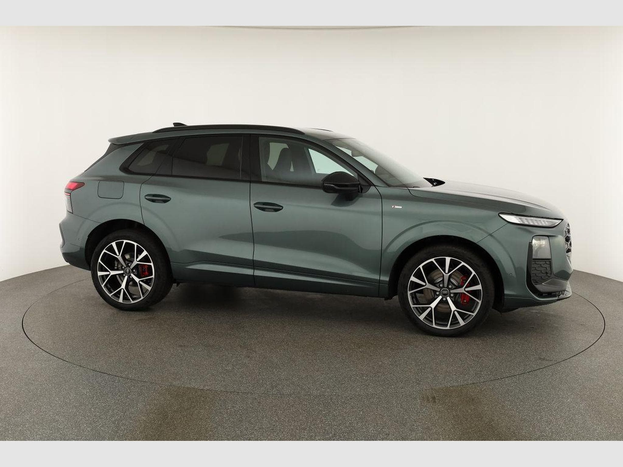 Audi Q3 TFSI quattro 150 kW (2026) - Photo 25