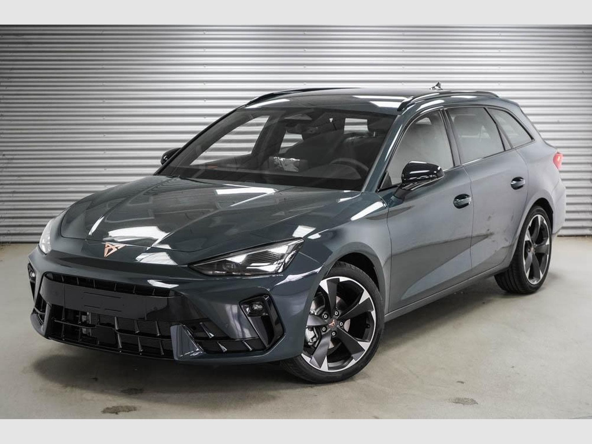 Cupra Leon ST 1,5 eTSI (2026) - Foto 1