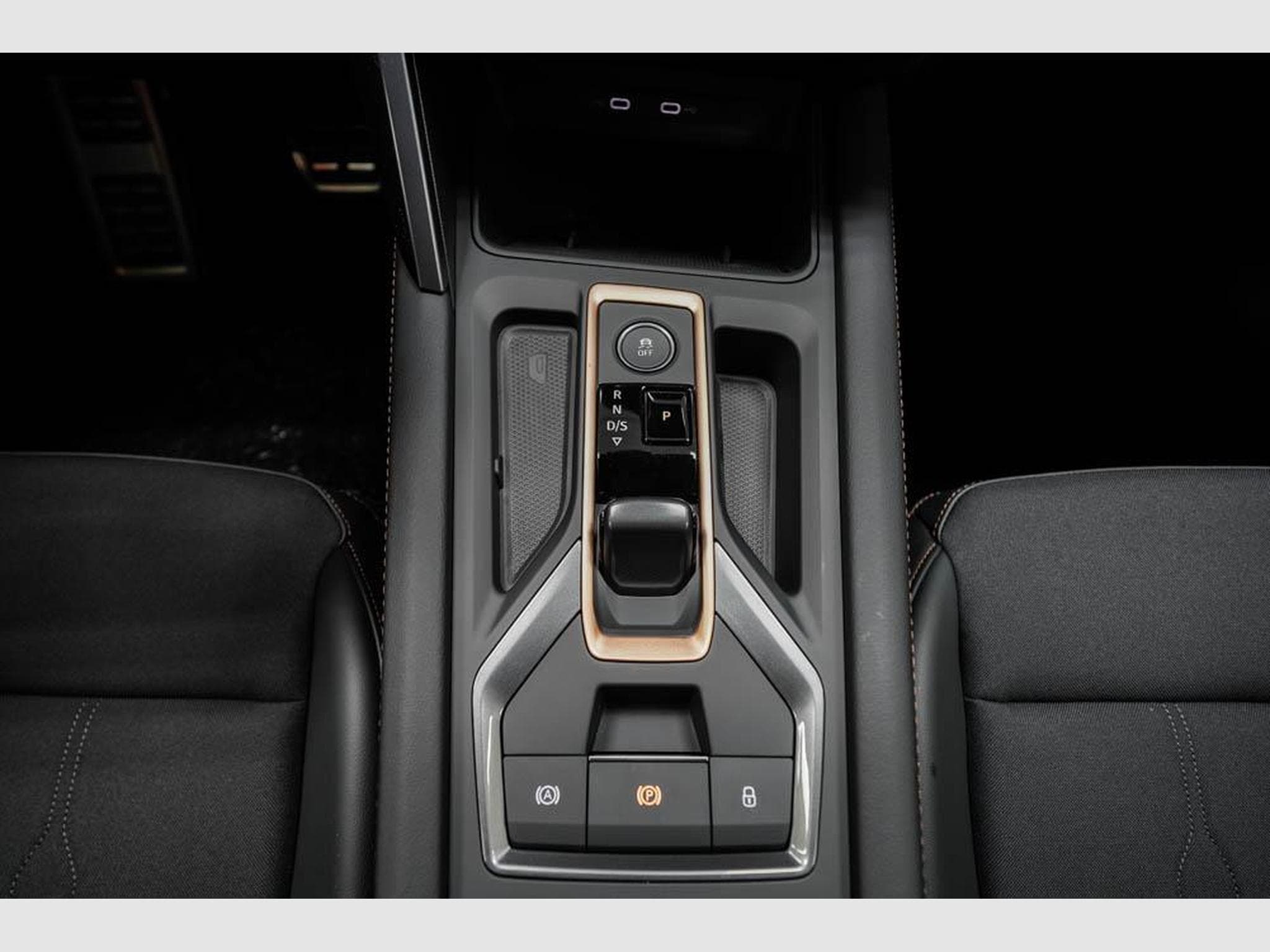 Cupra Leon ST 1,5 eTSI (2026) - Foto 12