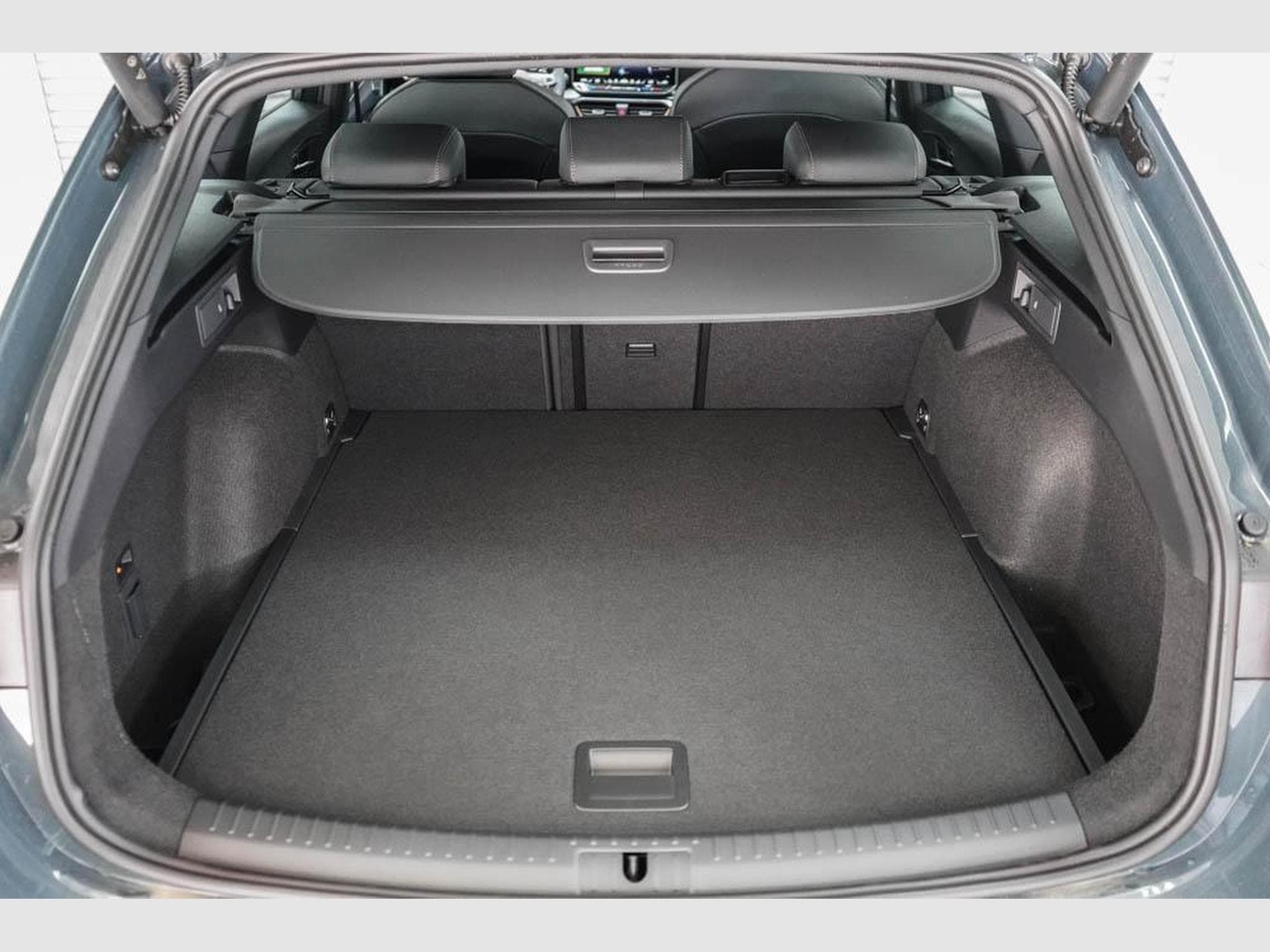 Cupra Leon ST 1,5 eTSI (2026) - Foto 18