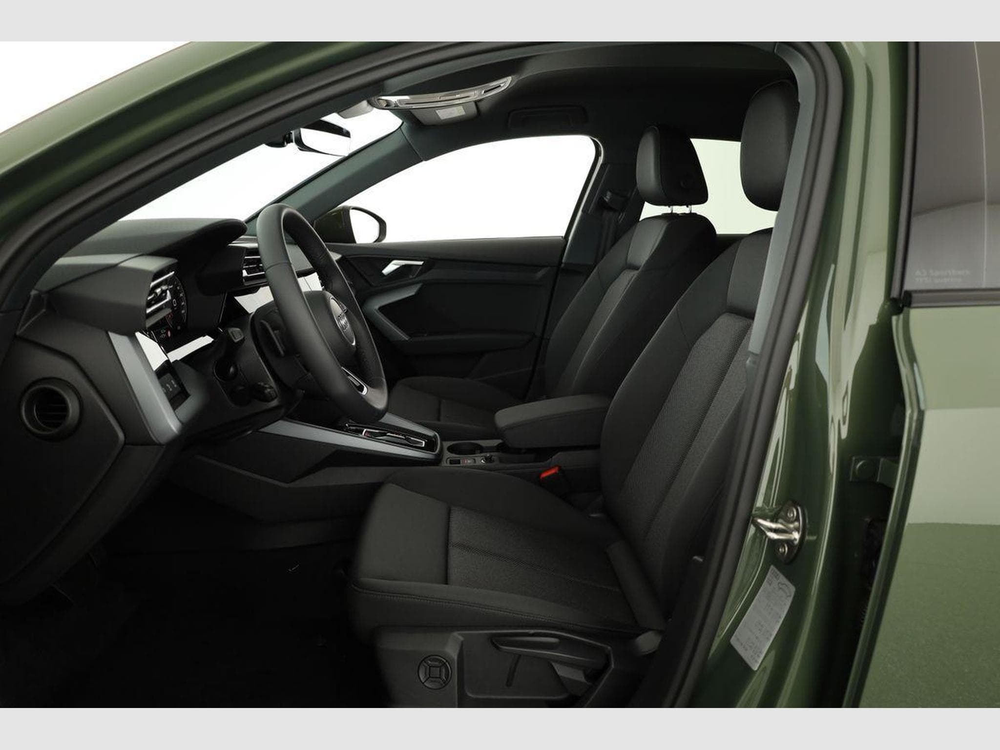 Audi A3 Sportback TFSI quattro 150 kW S line (2026) - Photo 10