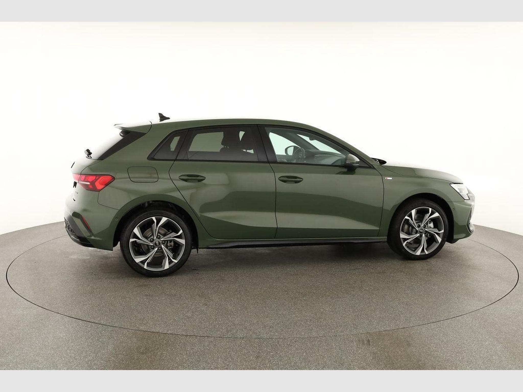 Audi A3 Sportback TFSI quattro 150 kW S line (2026) - Photo 21