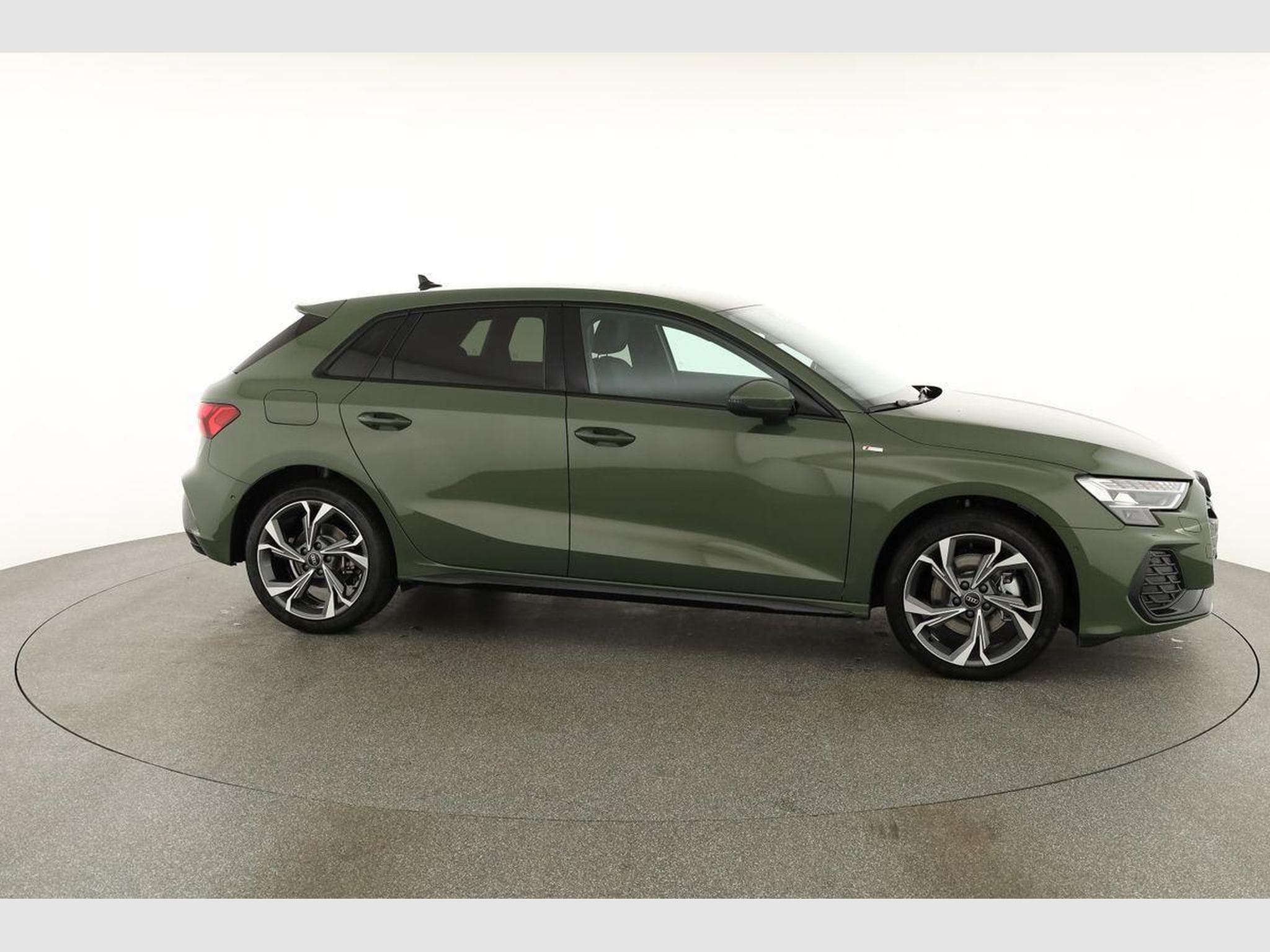 Audi A3 Sportback TFSI quattro 150 kW S line (2026) - Photo 23