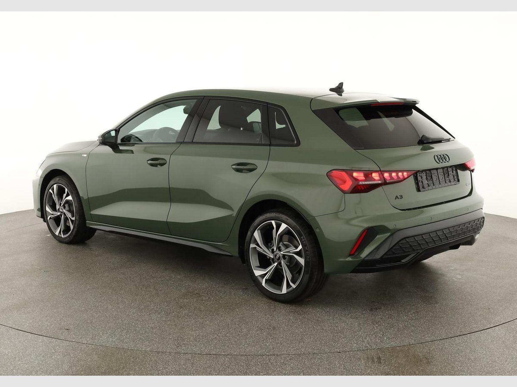 Audi A3 Sportback TFSI quattro 150 kW S line (2026) - Photo 3