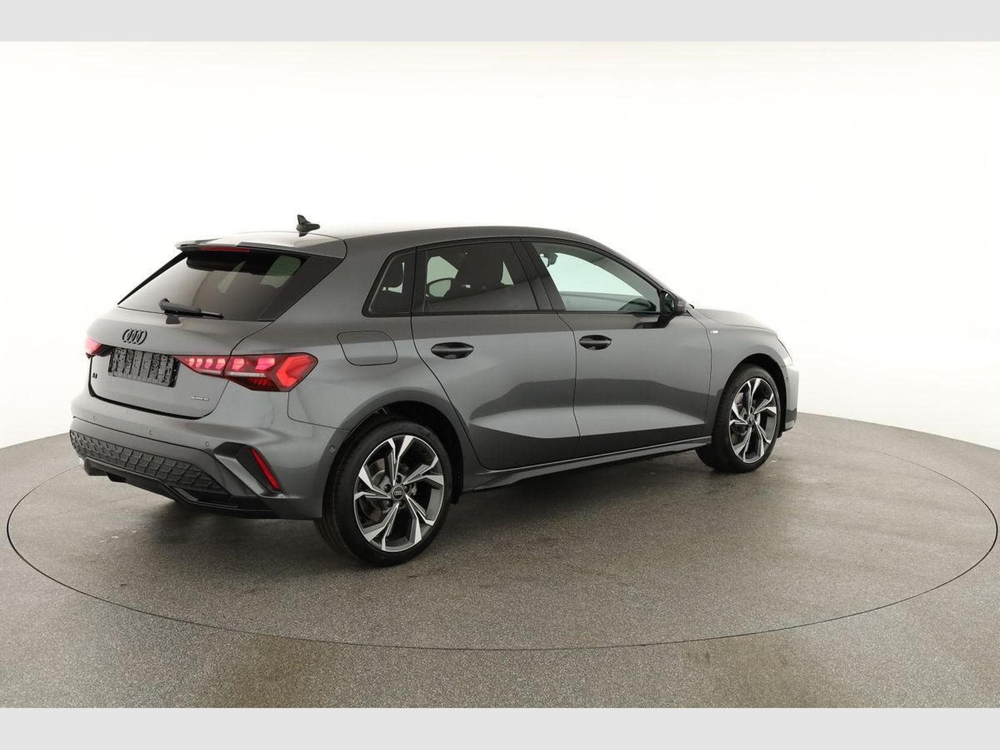 Audi A3 Sportback TFSI quattro 150 kW S line (2026) - Photo 18