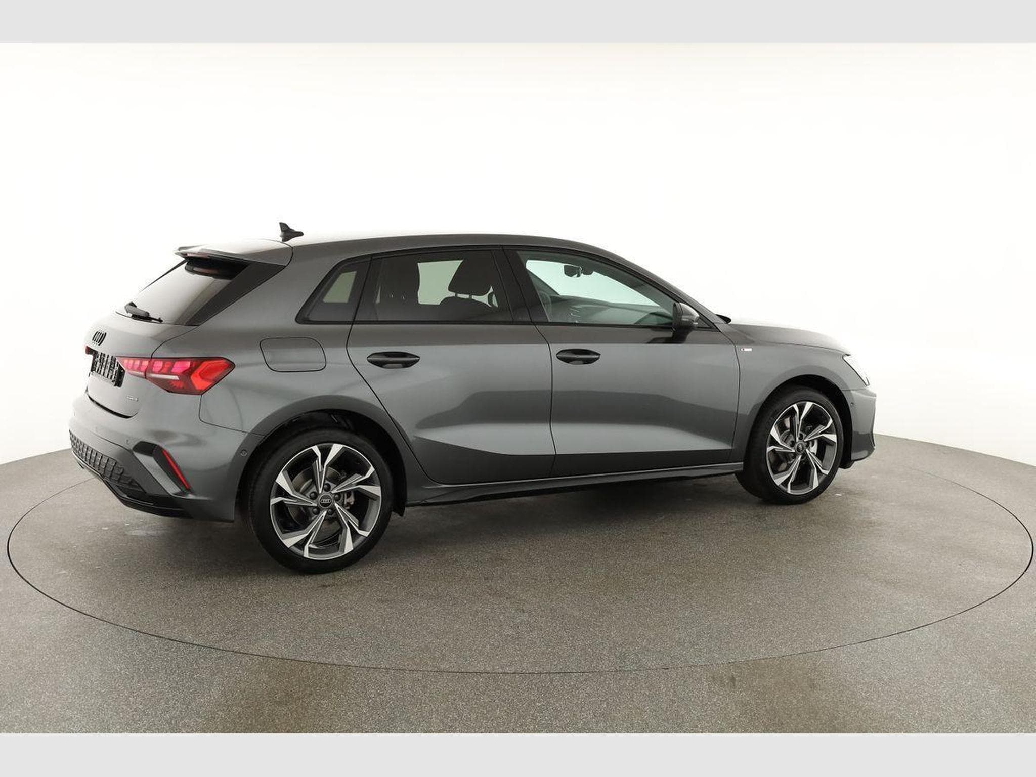 Audi A3 Sportback TFSI quattro 150 kW S line (2026) - Photo 19