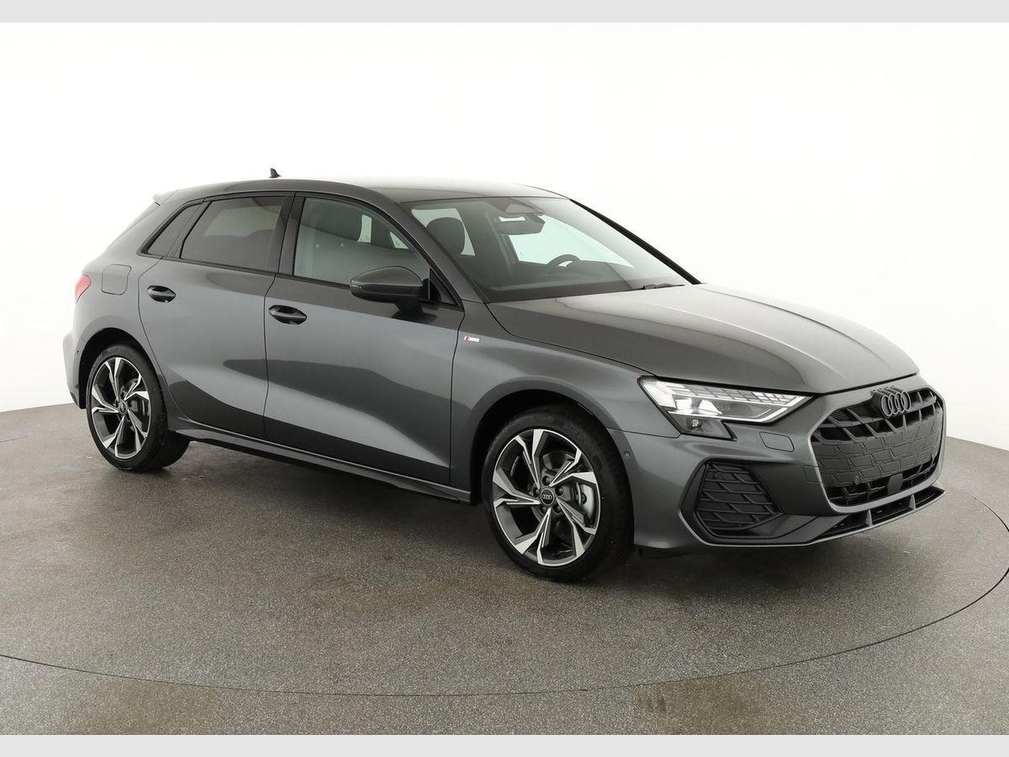 Audi A3 Sportback TFSI quattro 150 kW S line (2026) - Photo 1