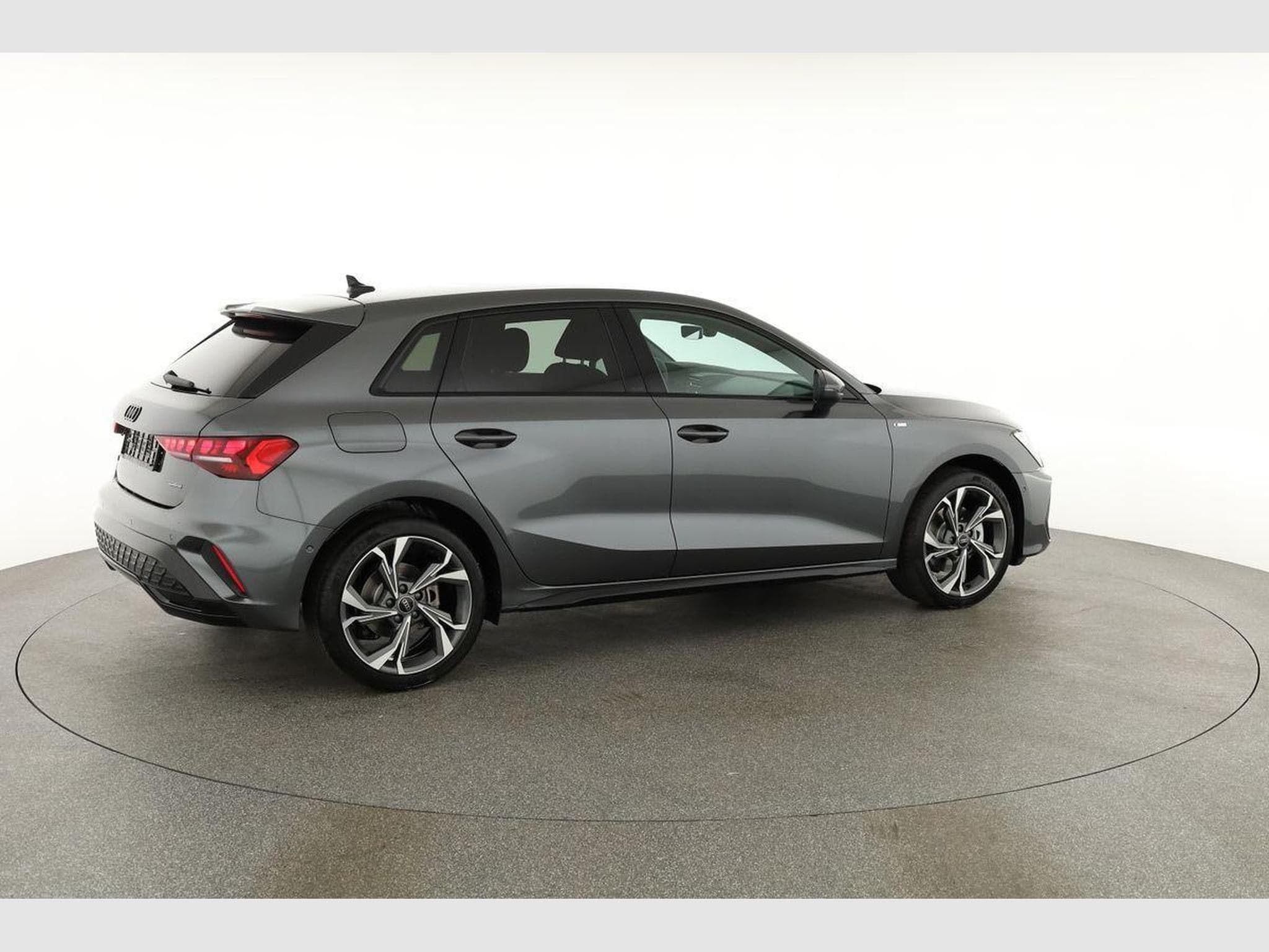 Audi A3 Sportback TFSI quattro 150 kW S line (2026) - Photo 19
