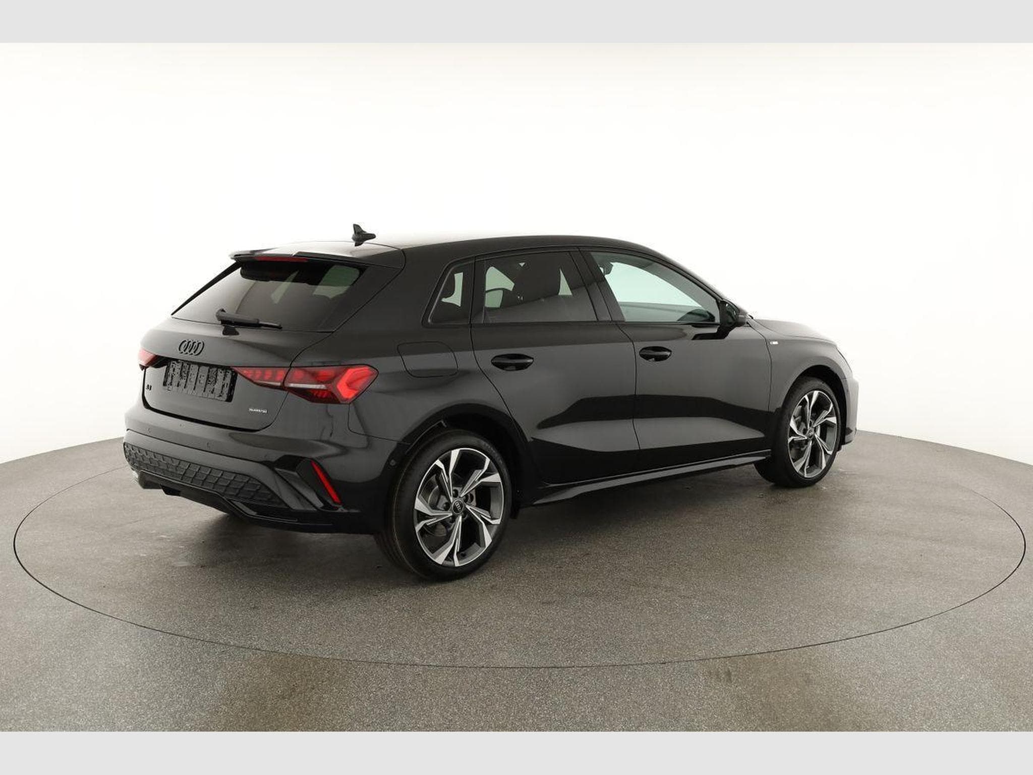 Audi A3 Sportback TFSI quattro 150 kW S line (2026) - Photo 17