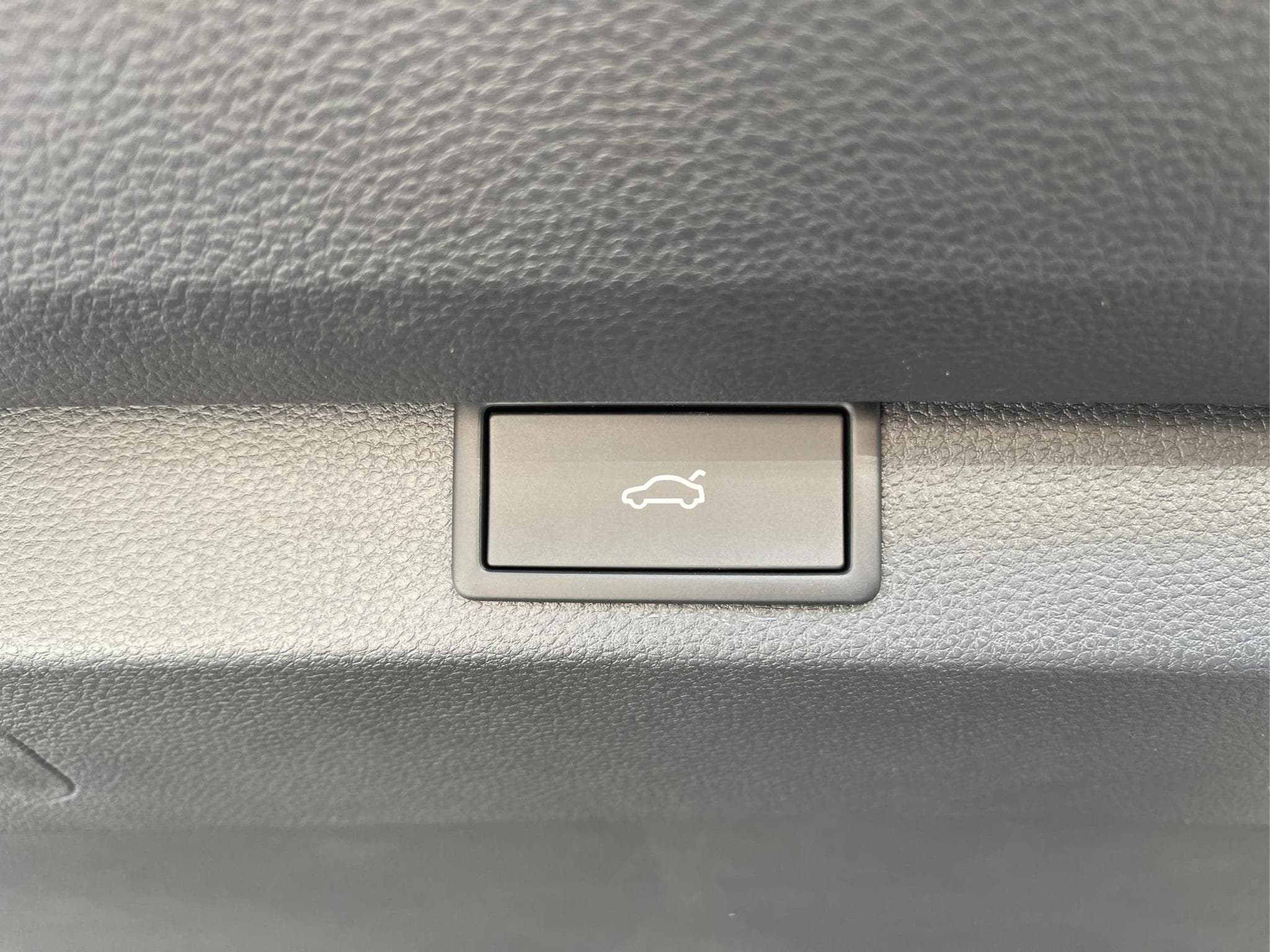 Skoda Karoq Selection (2026) - Foto 19