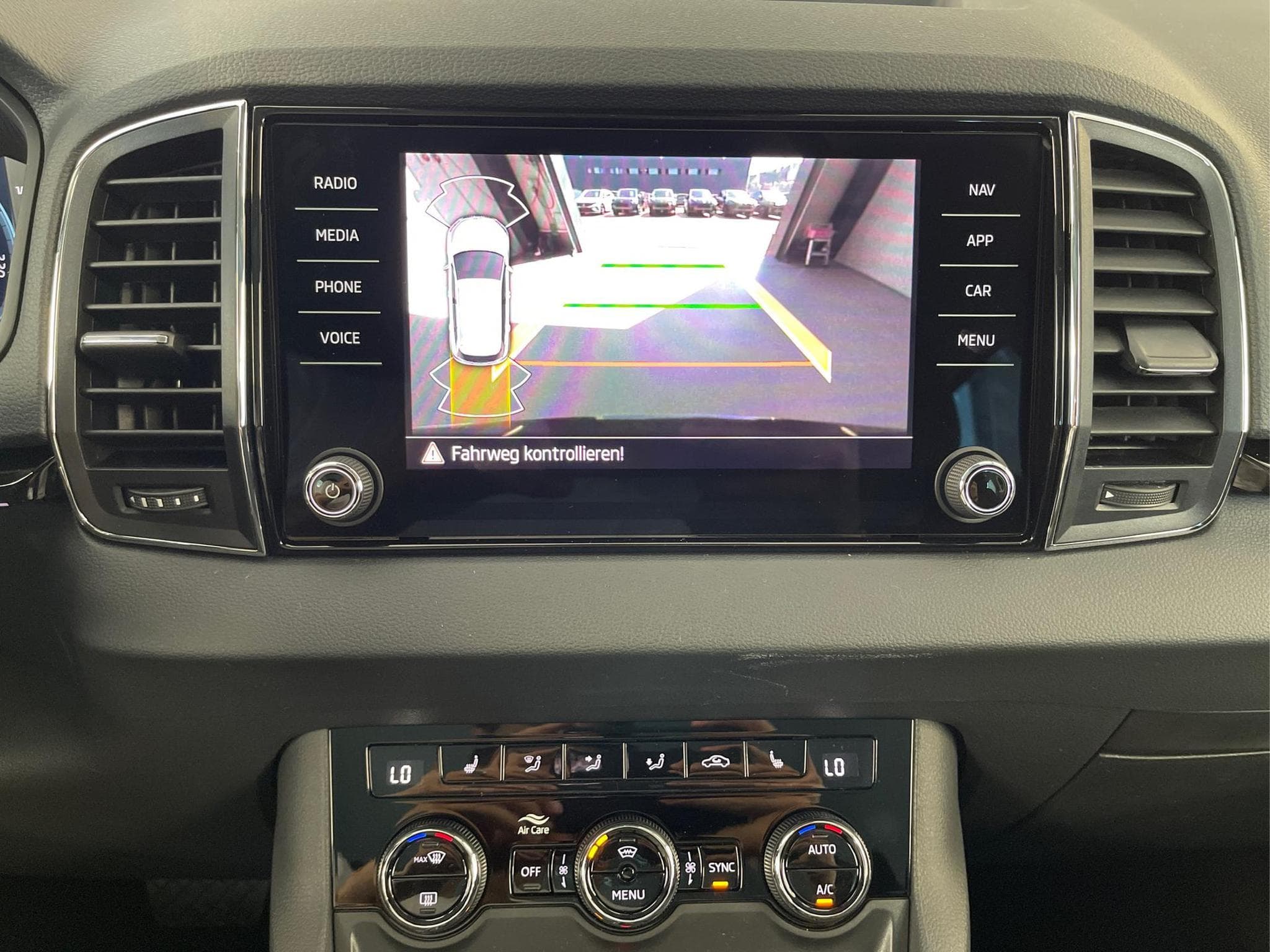 Skoda Karoq Selection (2026) - Foto 20