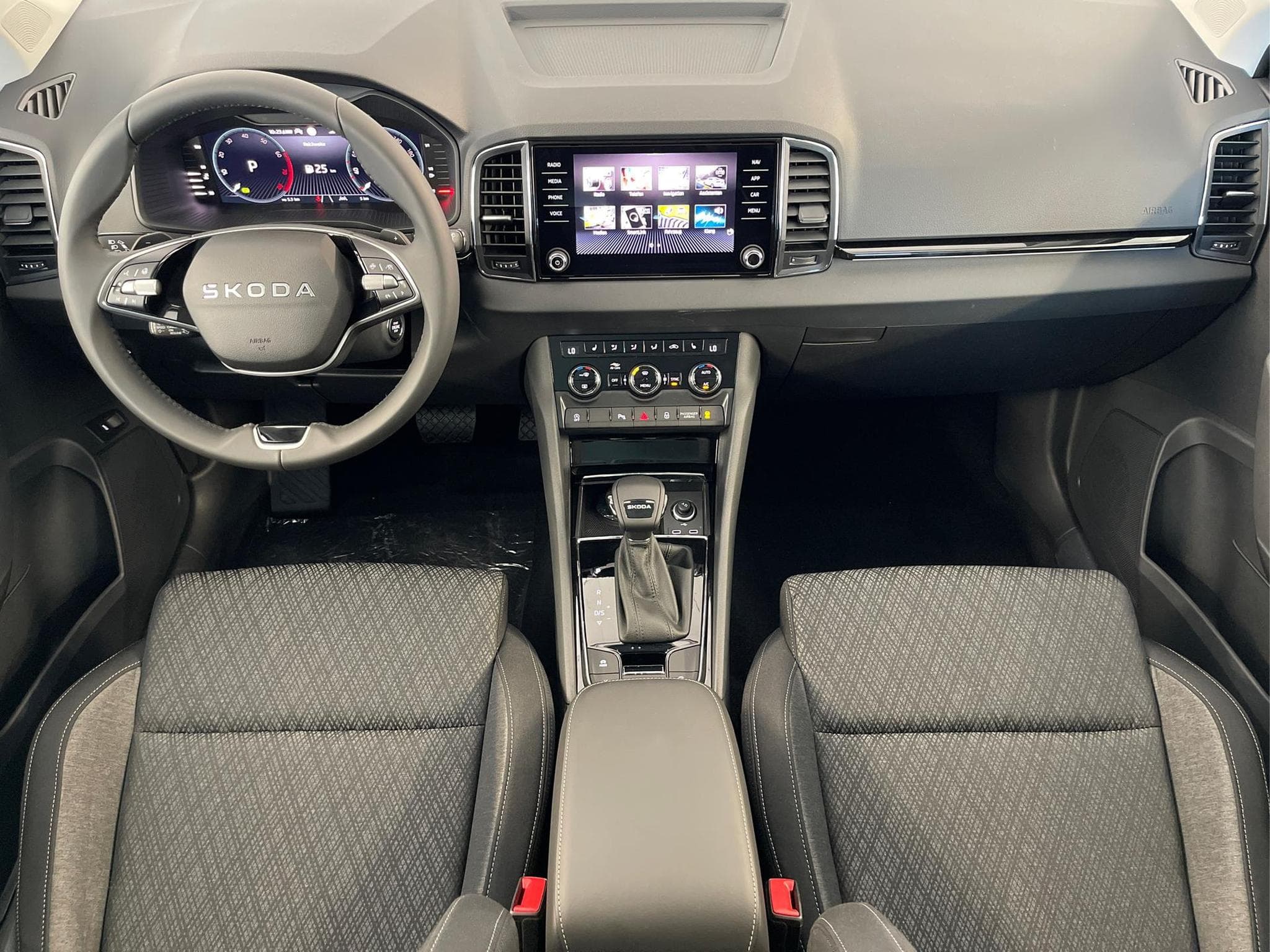 Skoda Karoq Selection (2026) - Foto 6
