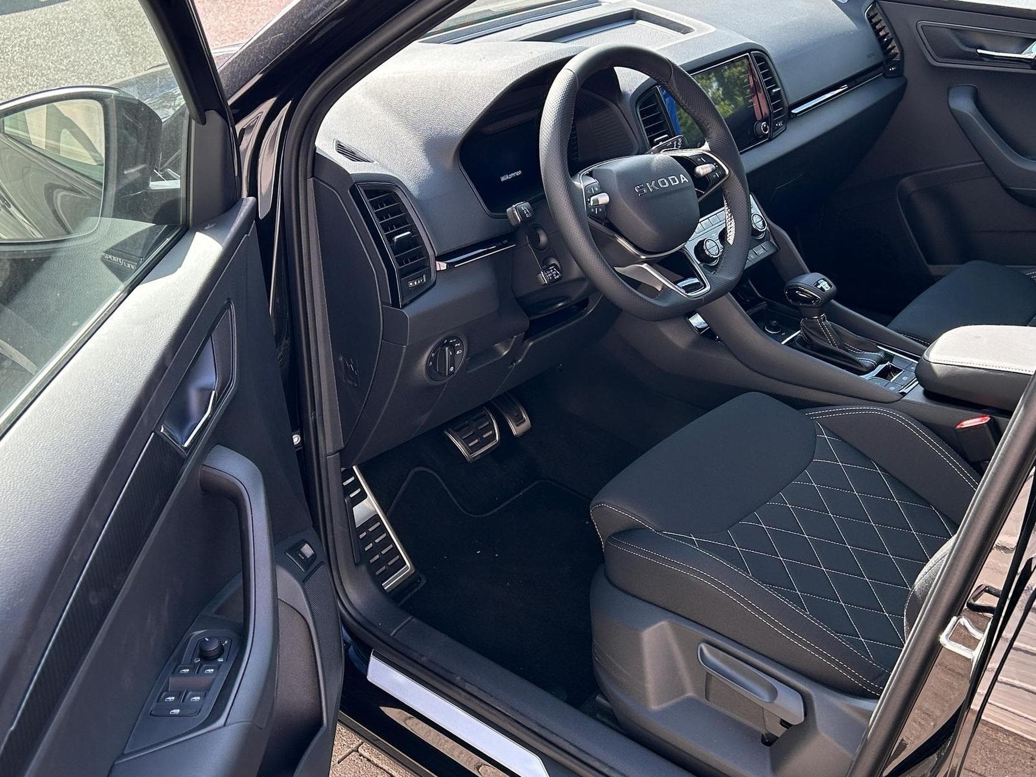 Skoda Karoq Sportline (2026) - Foto 6