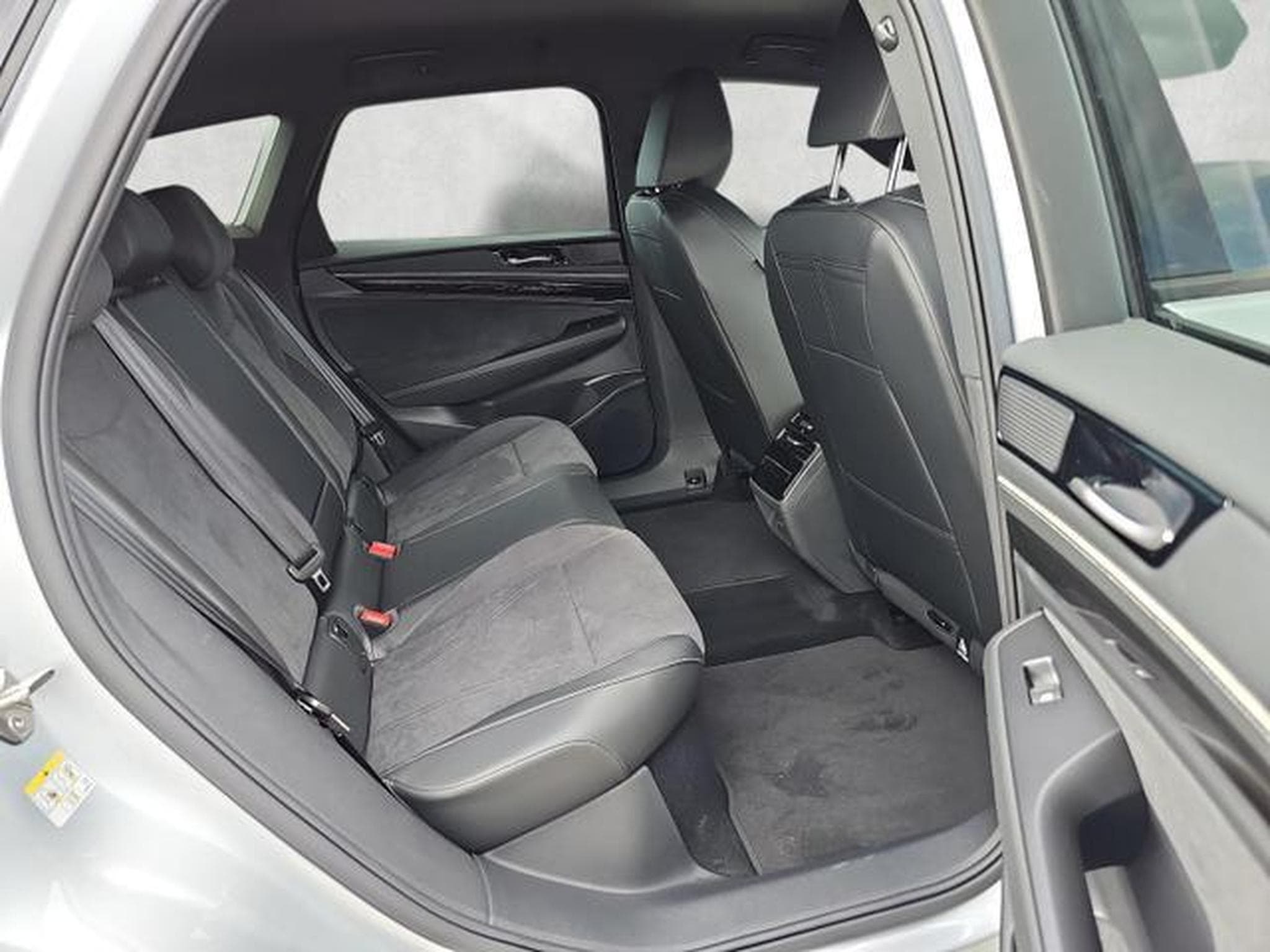 VW ID.7 Kombi Pro 210 kW (2026) - Foto 13