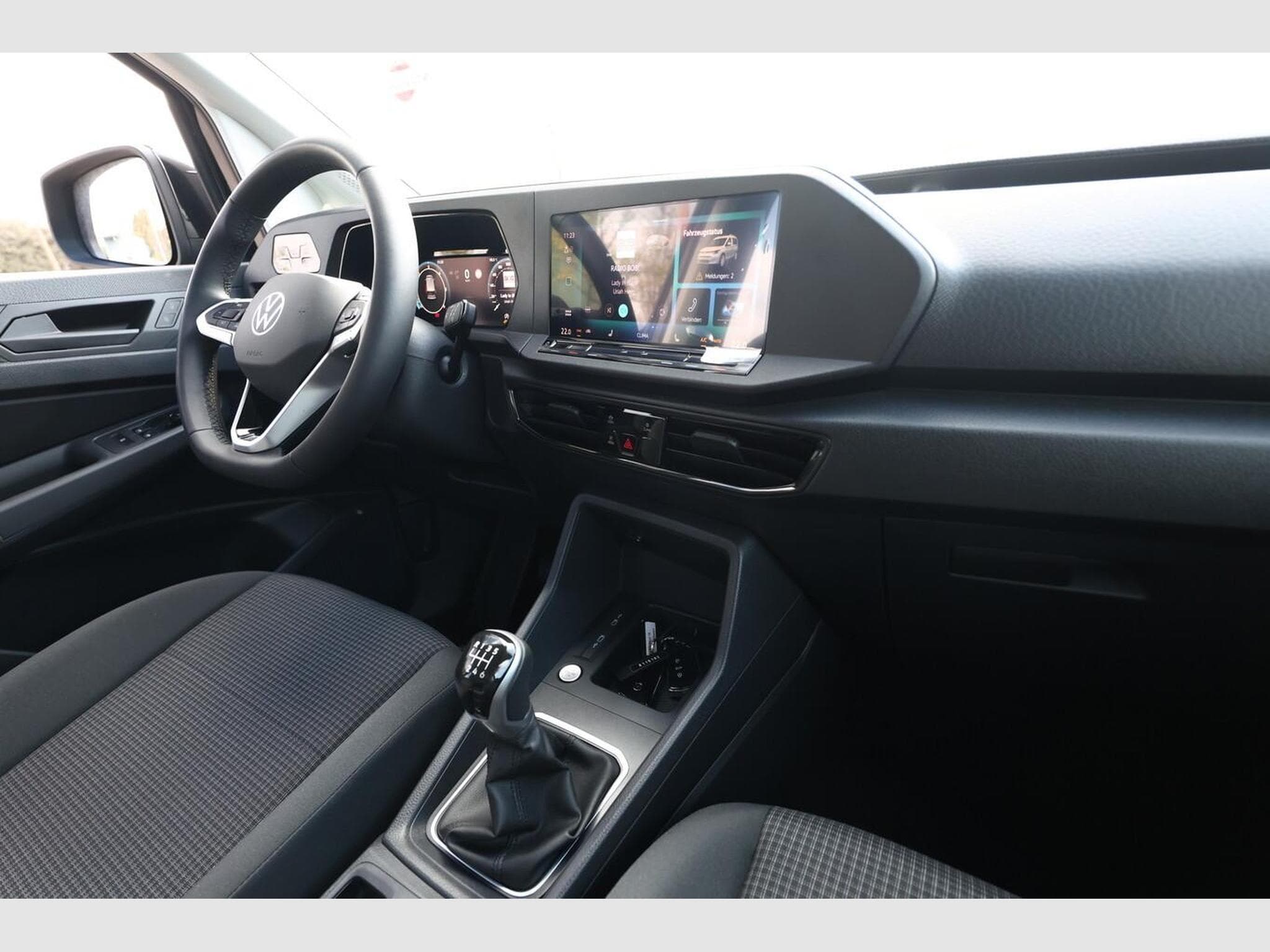 VW Caddy Life (2025) - Foto 9