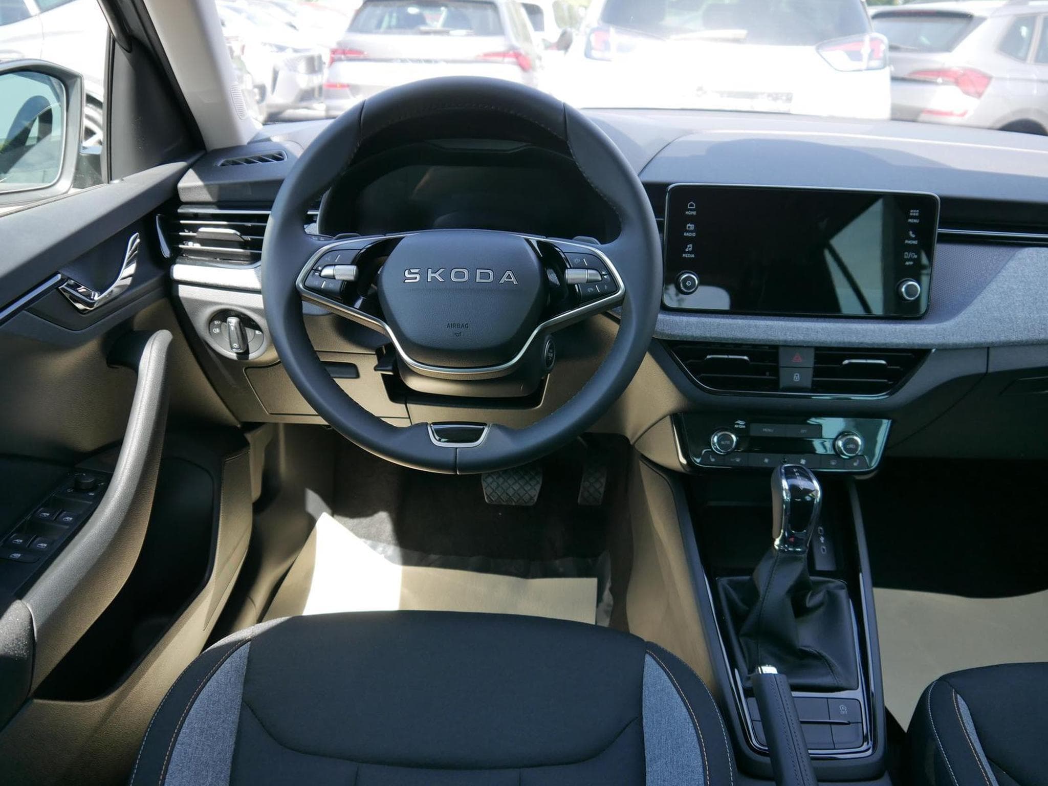 Skoda Kamiq Selection (2026) - Foto 12