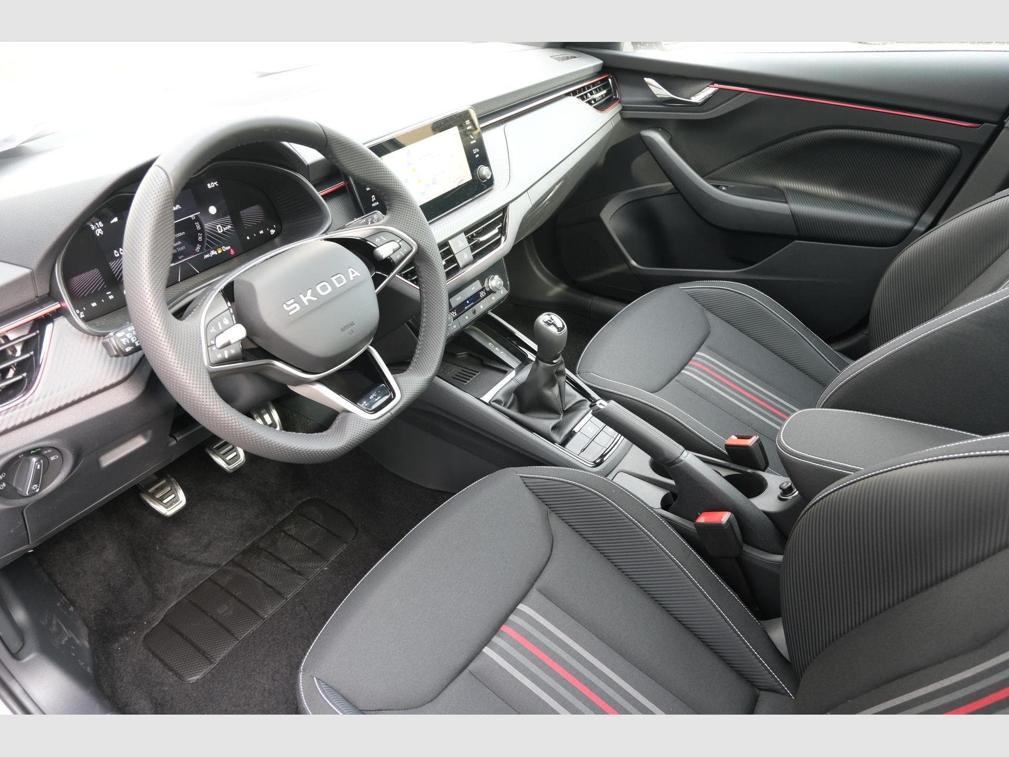 Skoda Kamiq Monte Carlo (2026) - Foto 14