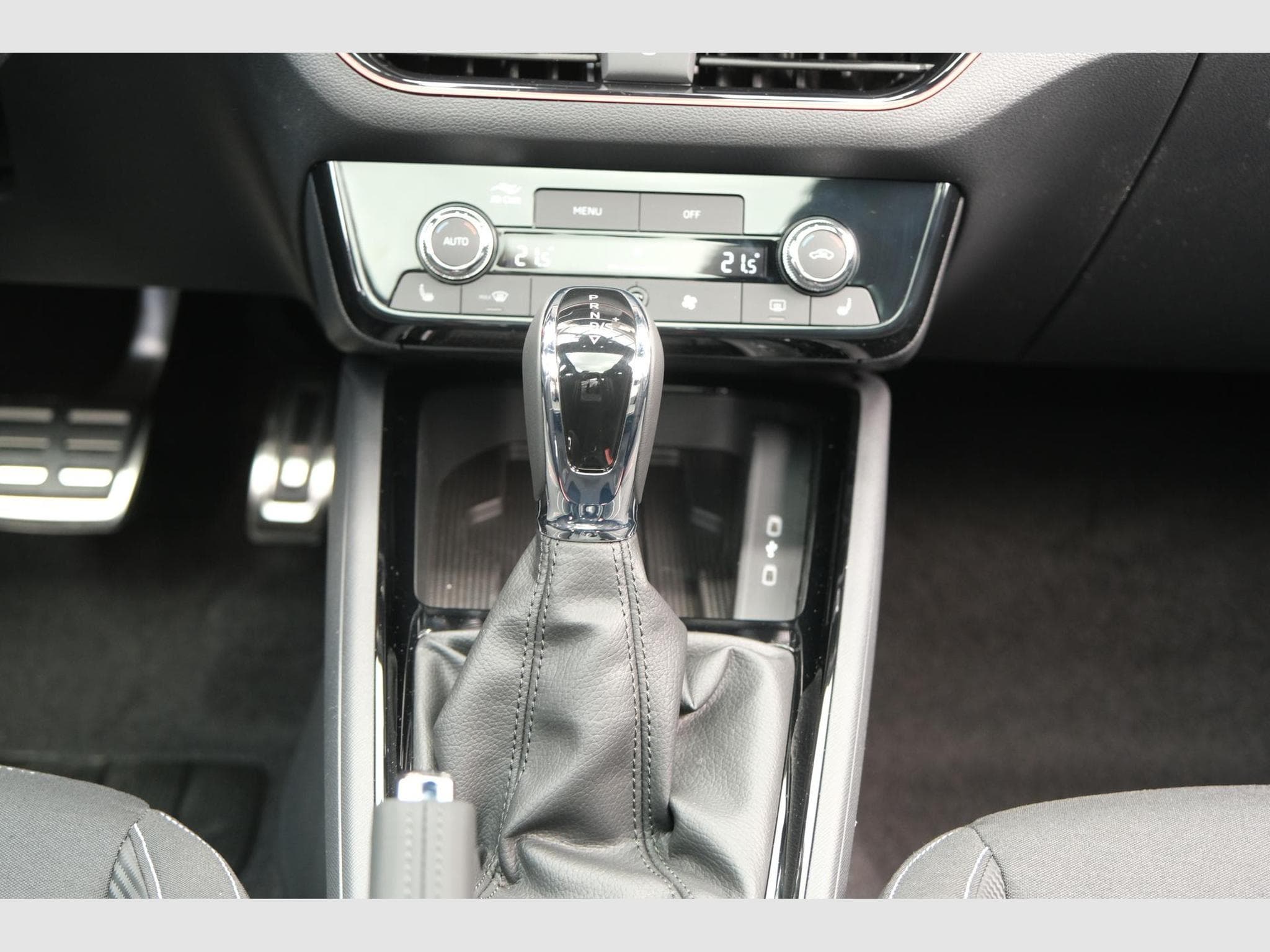 Skoda Kamiq Monte Carlo (2026) - Foto 11