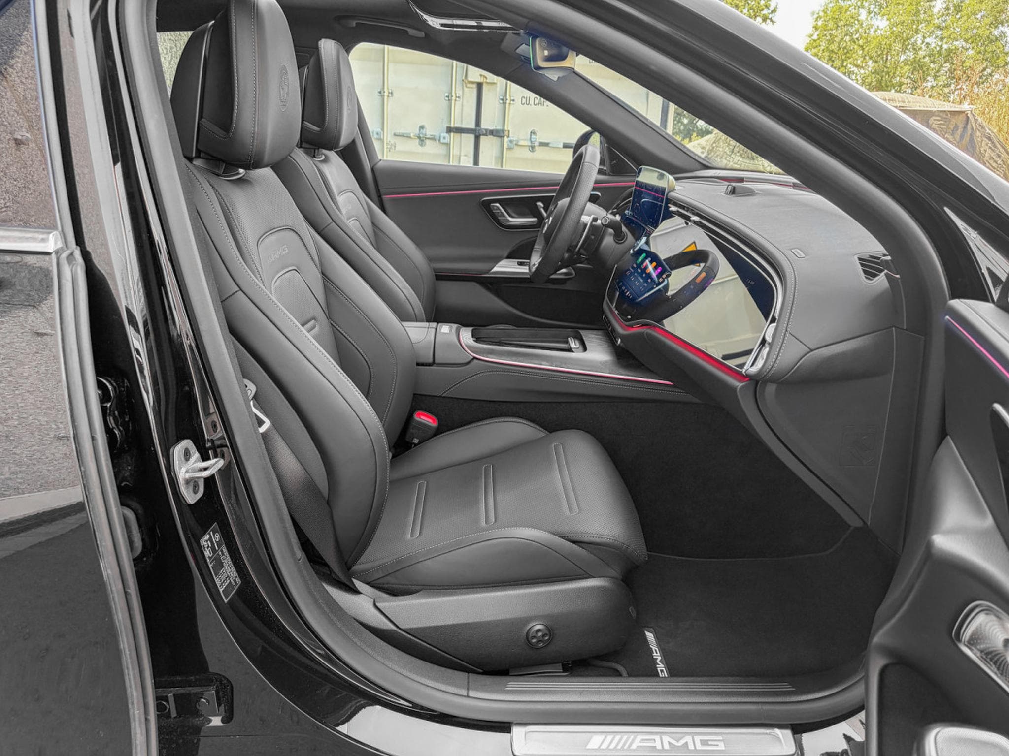 Mercedes E 53 AMG AMG E 53 Hybrid 4Matic+ Premium/RIDE CONTROL/MBUX SUPERSCREE (2025) - Photo 14