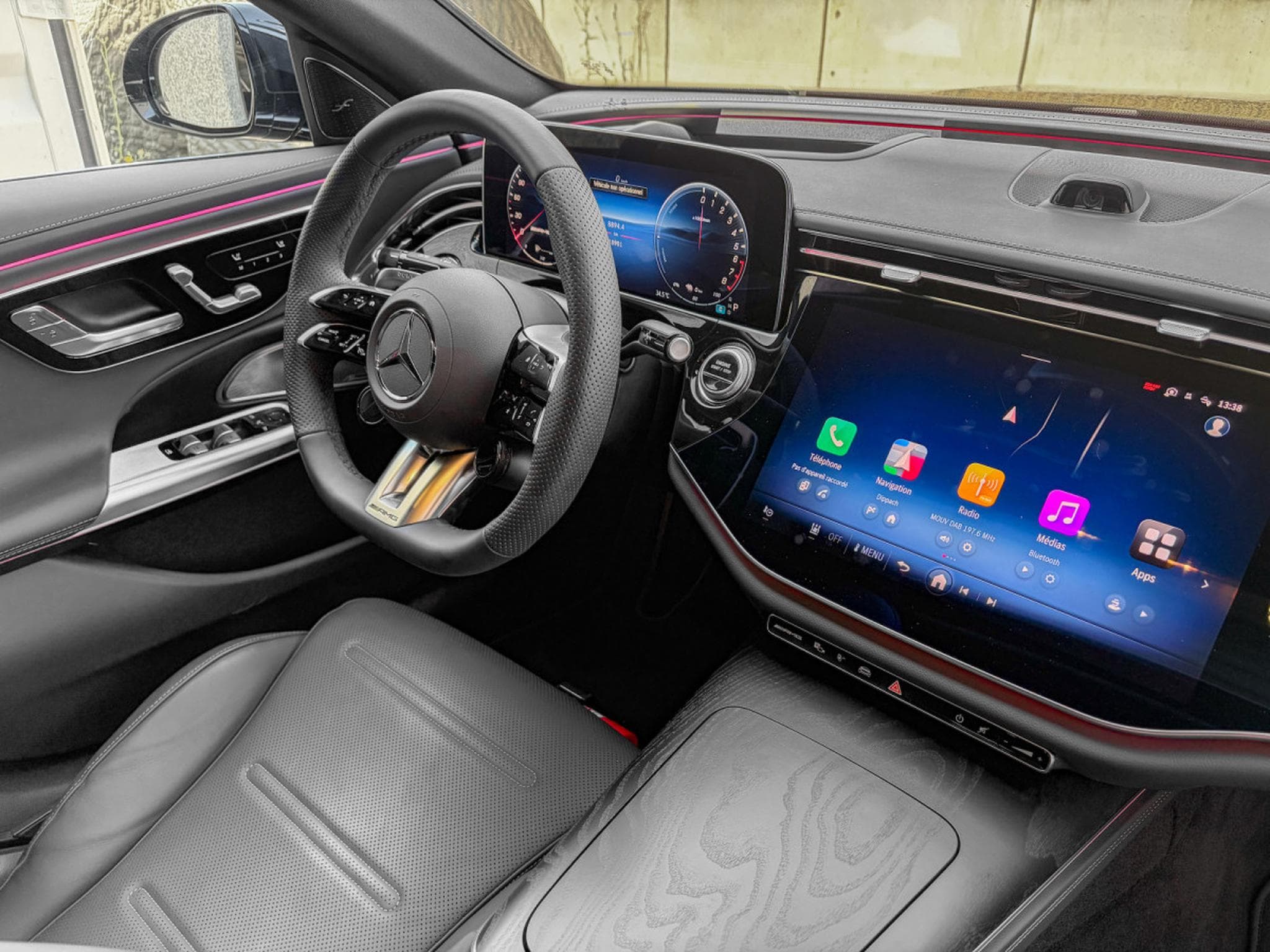 Mercedes E 53 AMG AMG E 53 Hybrid 4Matic+ Premium/RIDE CONTROL/MBUX SUPERSCREE (2025) - Photo 16