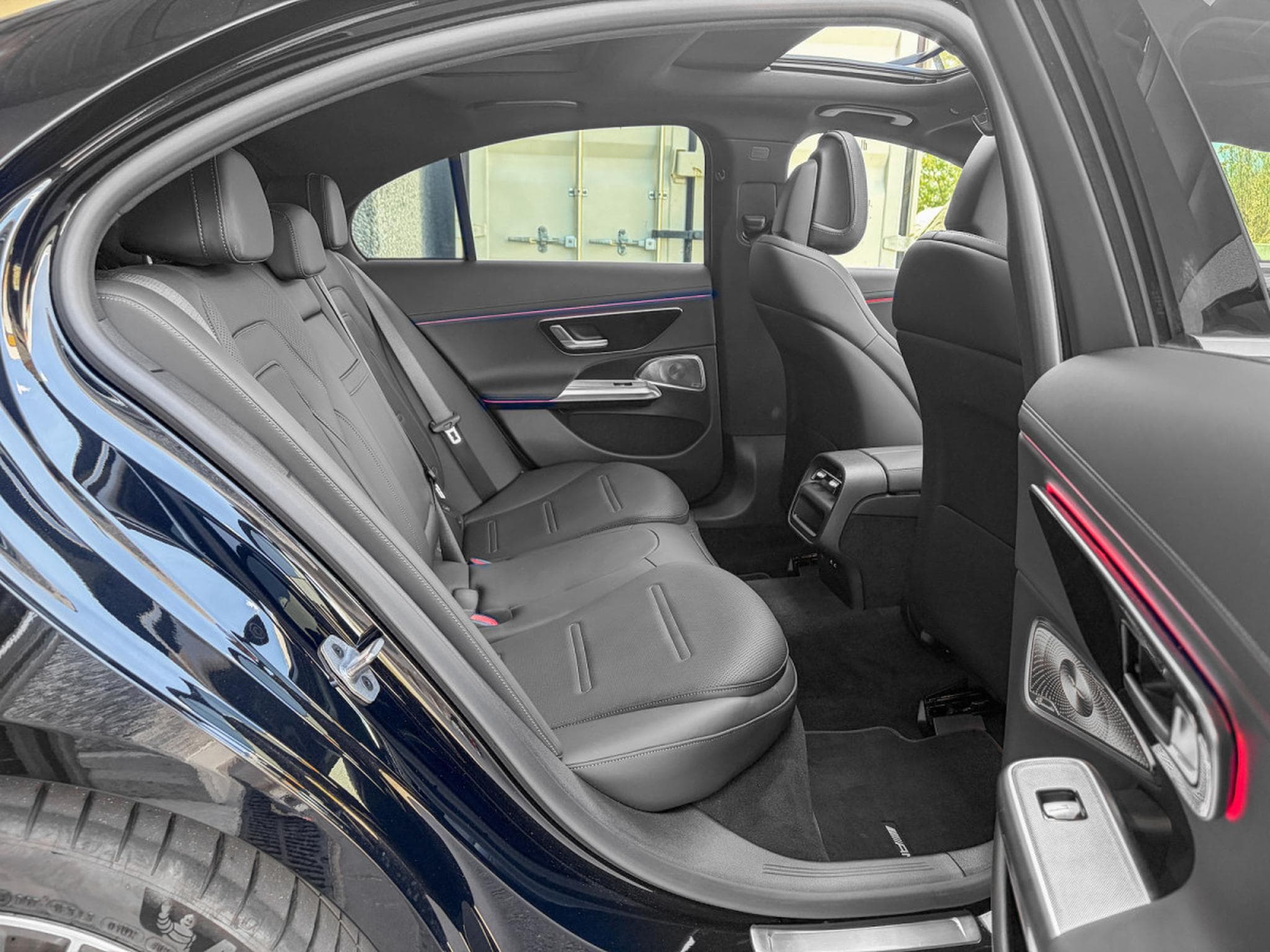 Mercedes E 53 AMG AMG E 53 Hybrid 4Matic+ Premium/RIDE CONTROL/MBUX SUPERSCREE (2025) - Photo 21