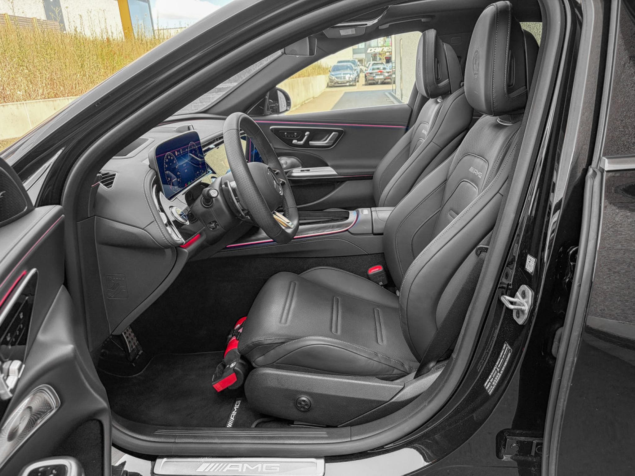 Mercedes E 53 AMG AMG E 53 Hybrid 4Matic+ Premium/RIDE CONTROL/MBUX SUPERSCREE (2025) - Photo 4
