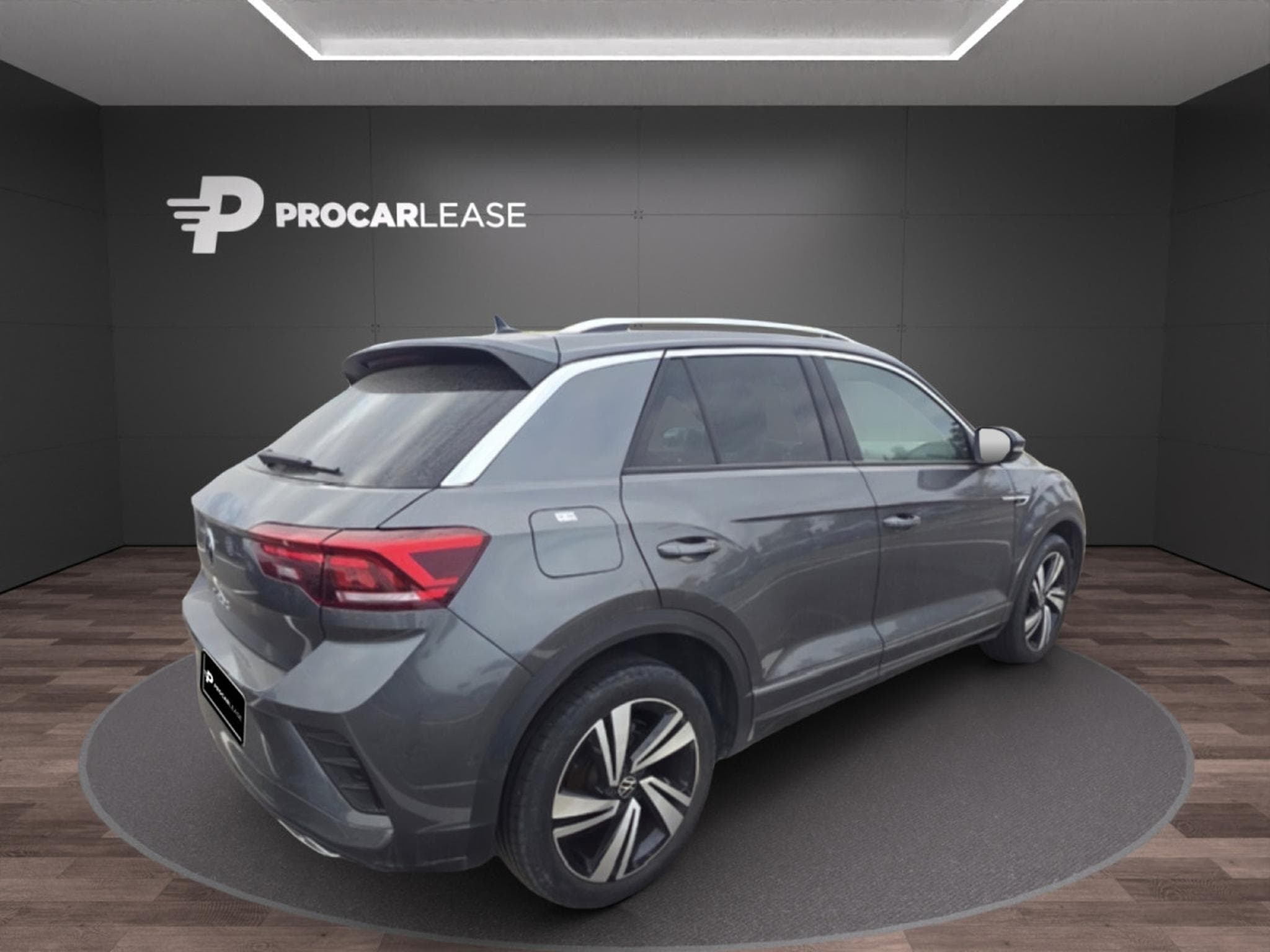 VW T-Roc T-Roc R-Line 1.5 (150 CV)/PANO/AHK/360°/VOLL (2025) - Photo 2