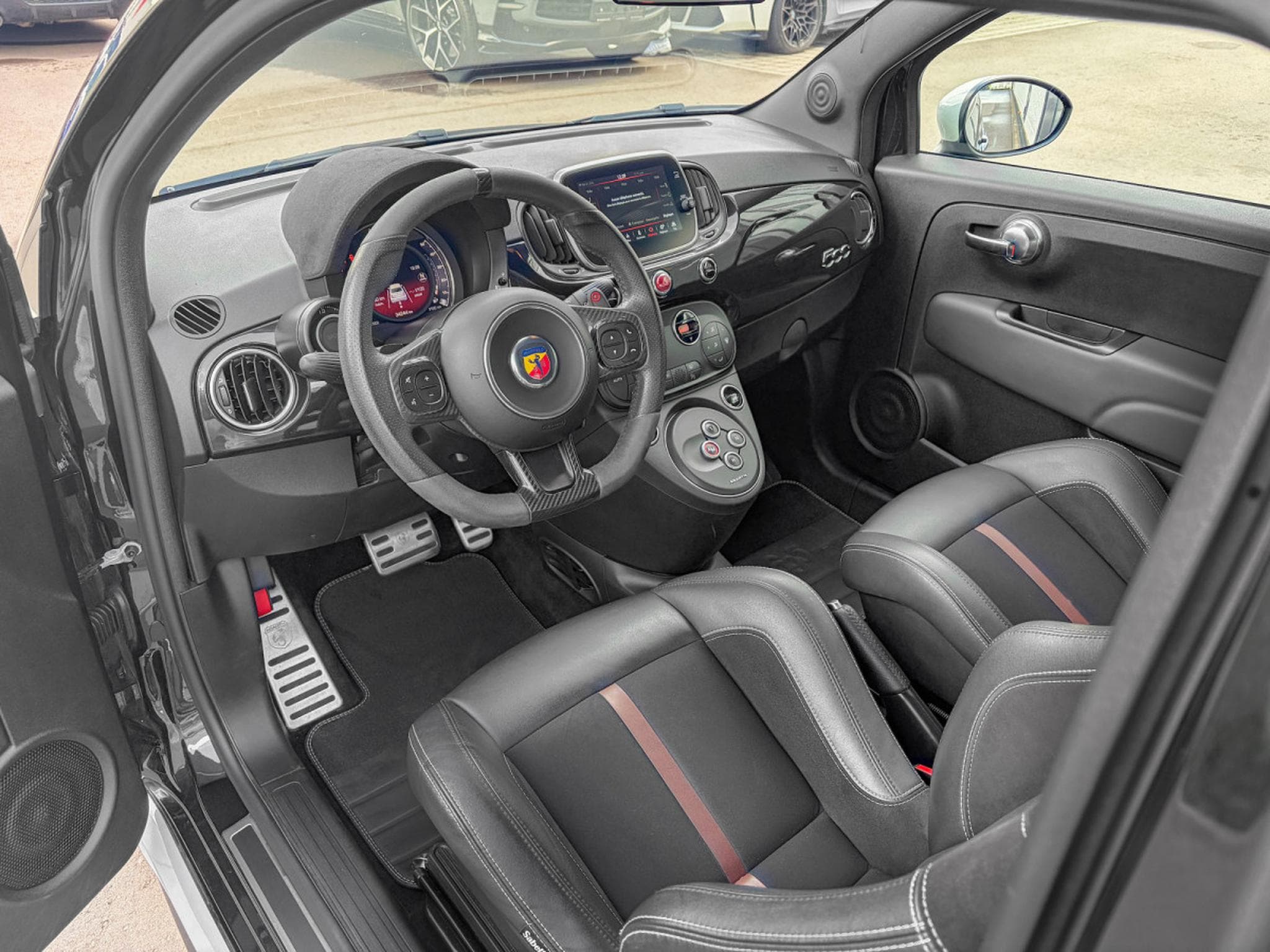 Abarth 695 695 70° ANNIVERSARIO /CARBON/ KONI/ BREMBO/ RECORD MONZAAPPL (2021) - Foto 2