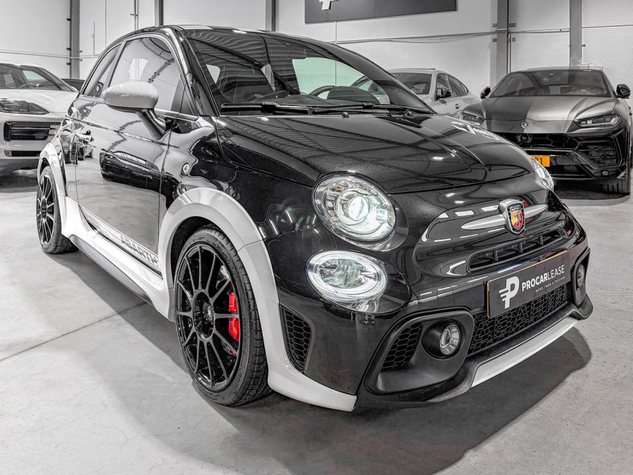 Abarth 695 695 70° ANNIVERSARIO /CARBON/ KONI/ BREMBO/ RECORD MONZAAPPL (2021) - Foto 5