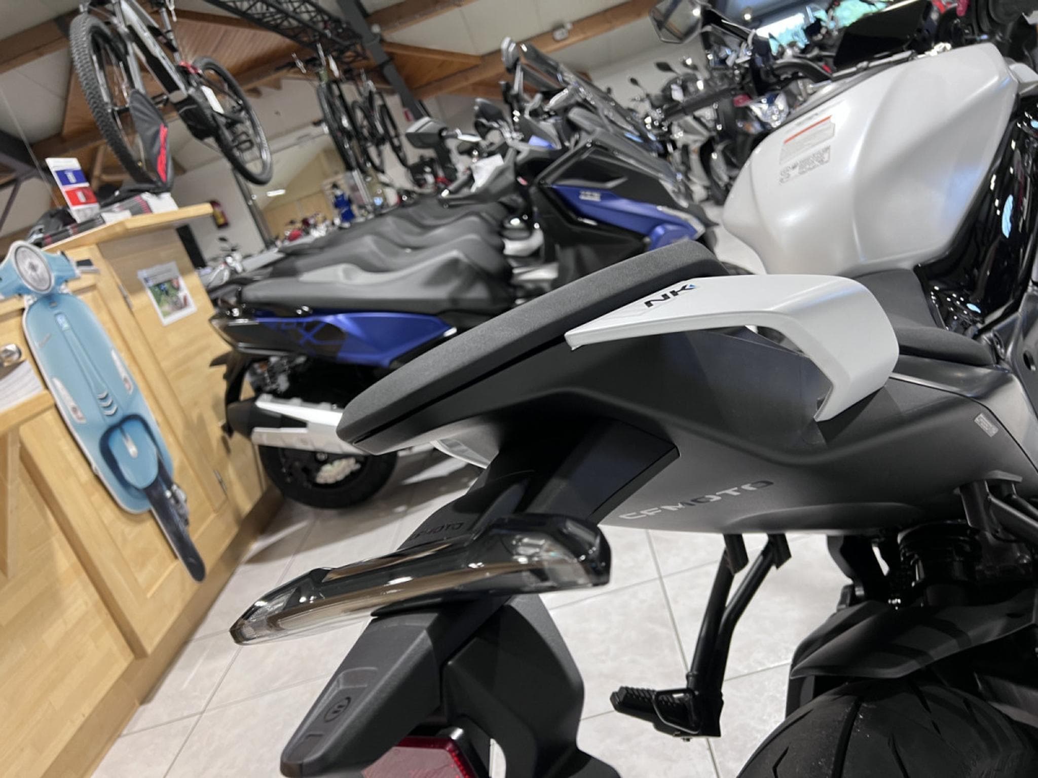 CF Moto 675 NK (2026) - Foto 5
