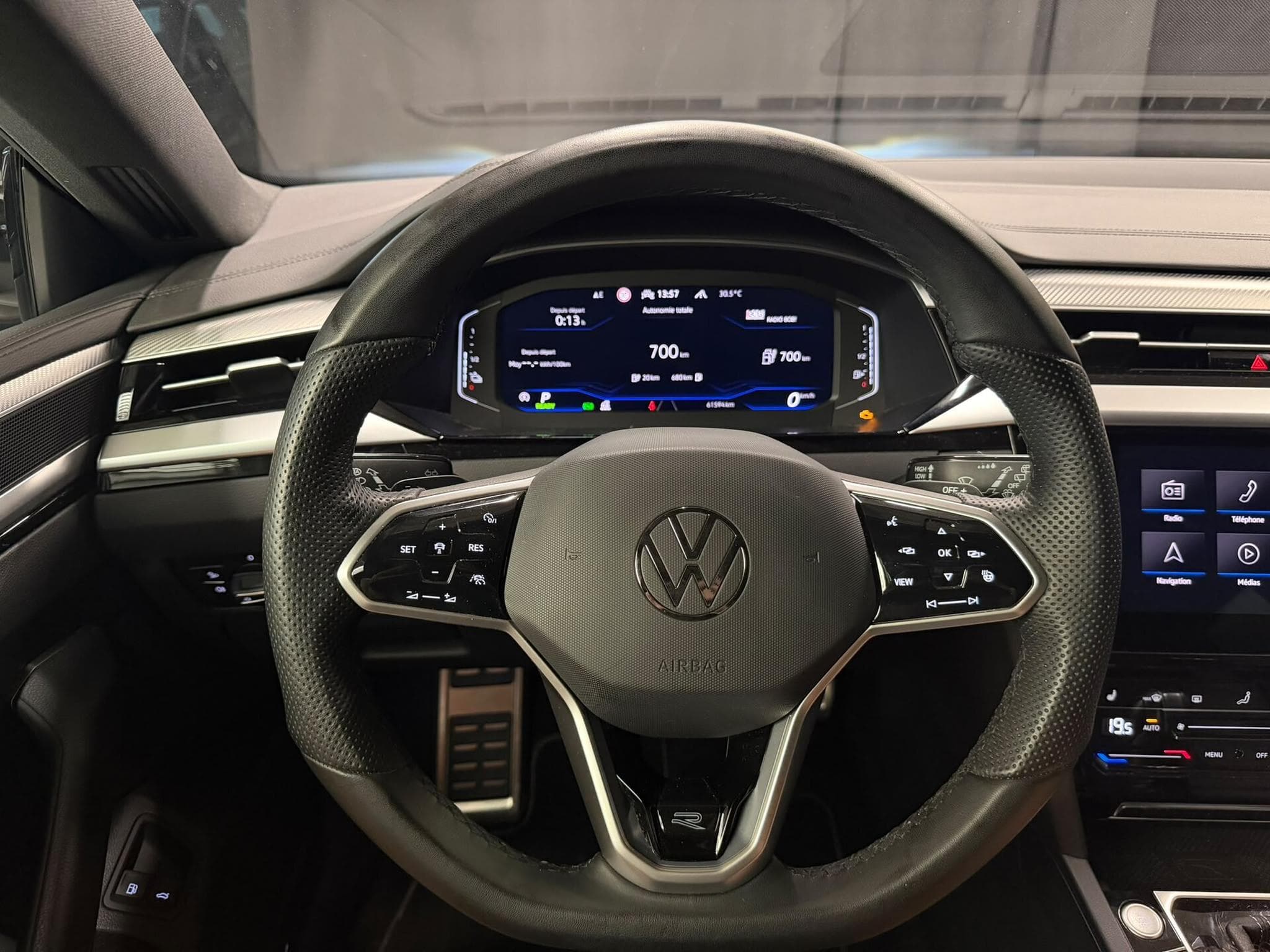 VW Arteon Shooting Brake R-Line PHEV 218CV DSG  CAMERA/CUIR/IQ LIGHT (2022) - Foto 9