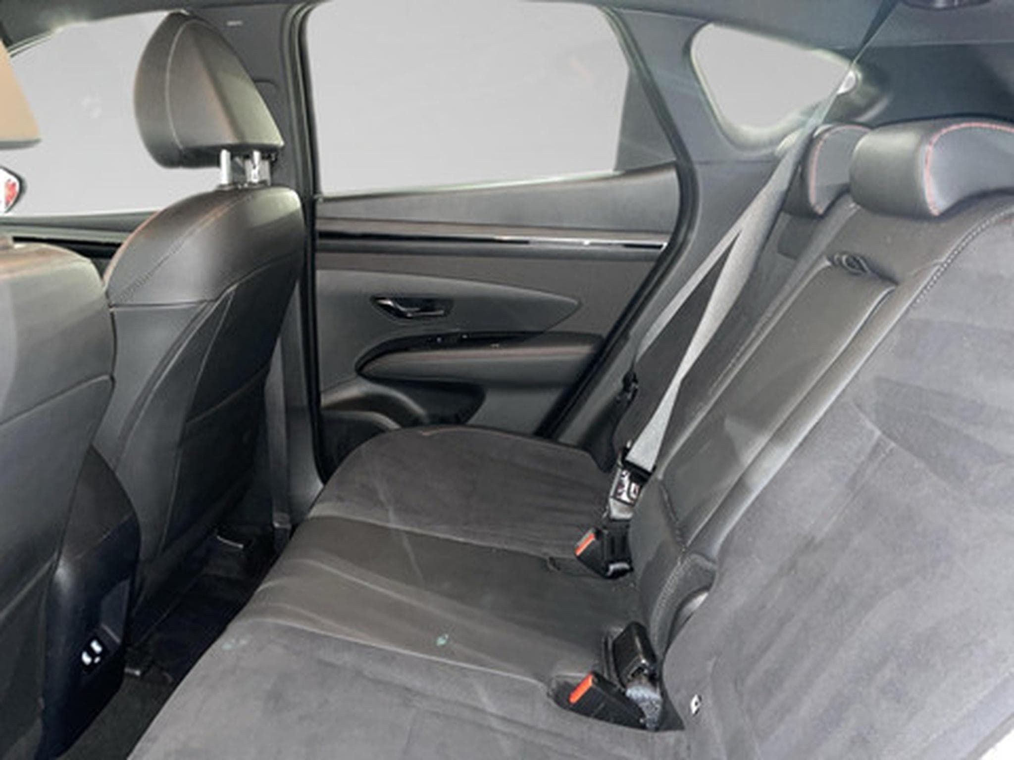 Hyundai Tucson 1.6 T-GDi Hybrid Feel N-Line (2022) - Foto 11