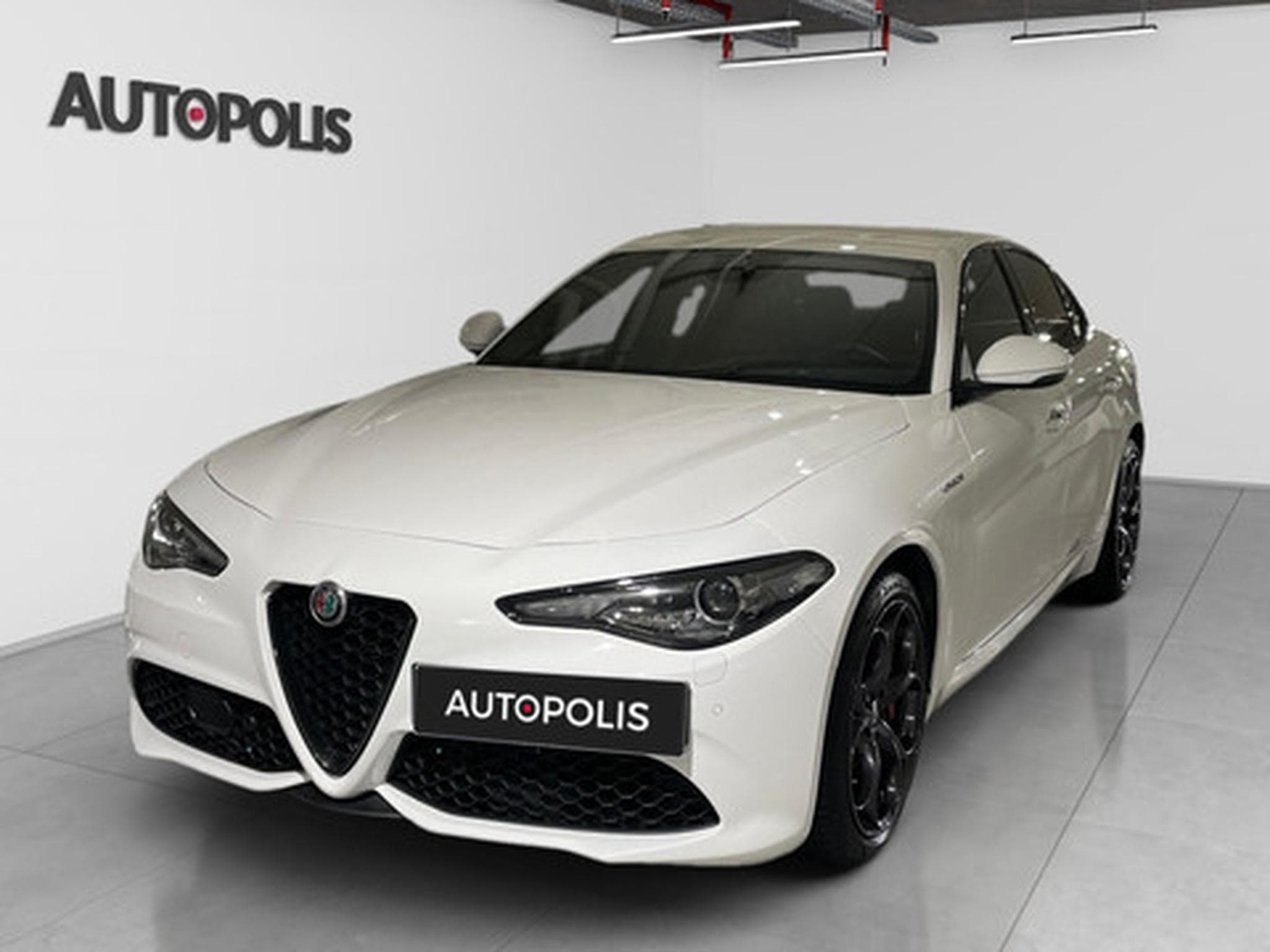 Alfa-Romeo Giulia 2.0 TB 280 Q4 Veloce AUTO (2021) - Foto 2