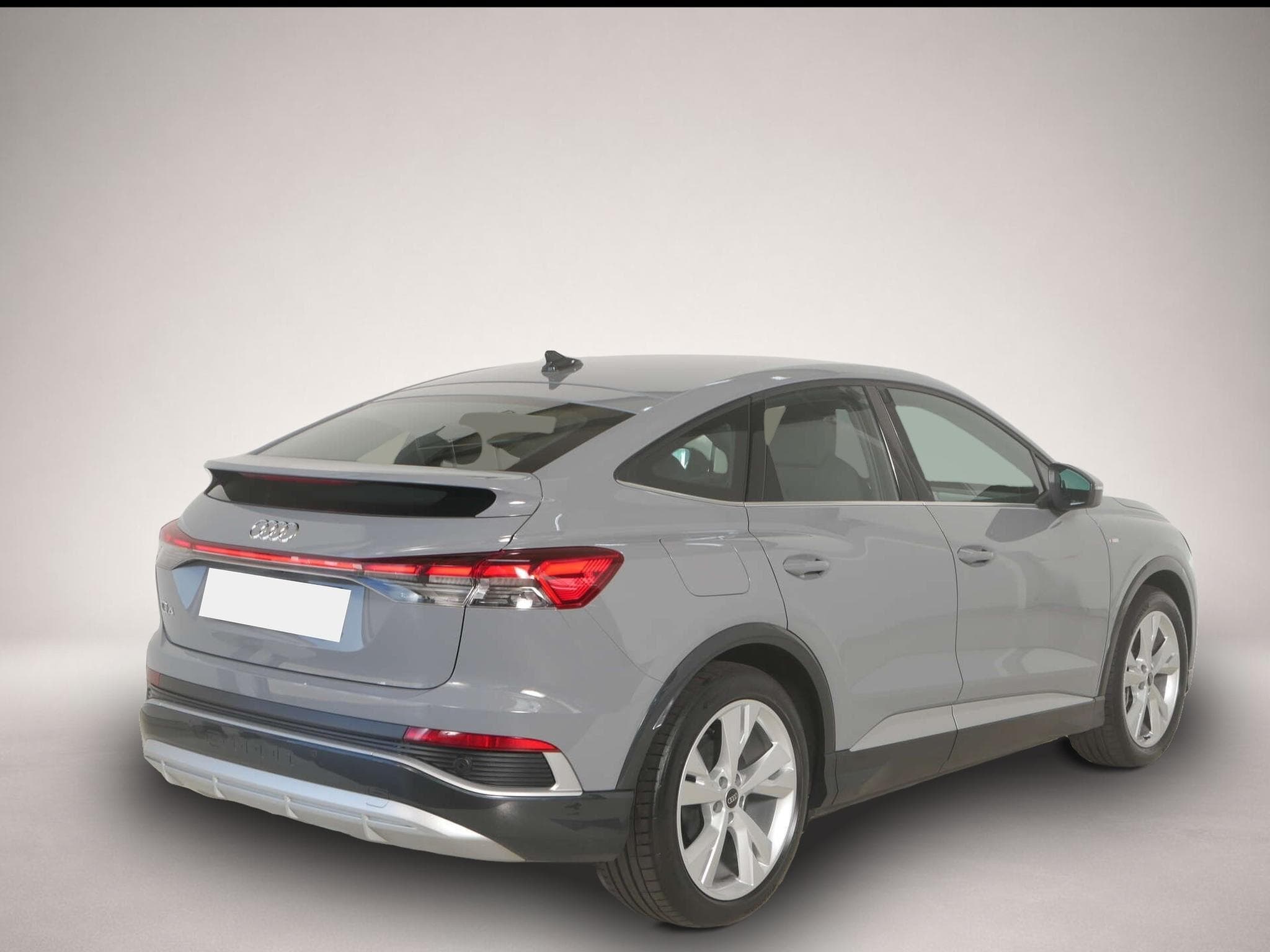 Audi e-tron (2024) - Photo 5