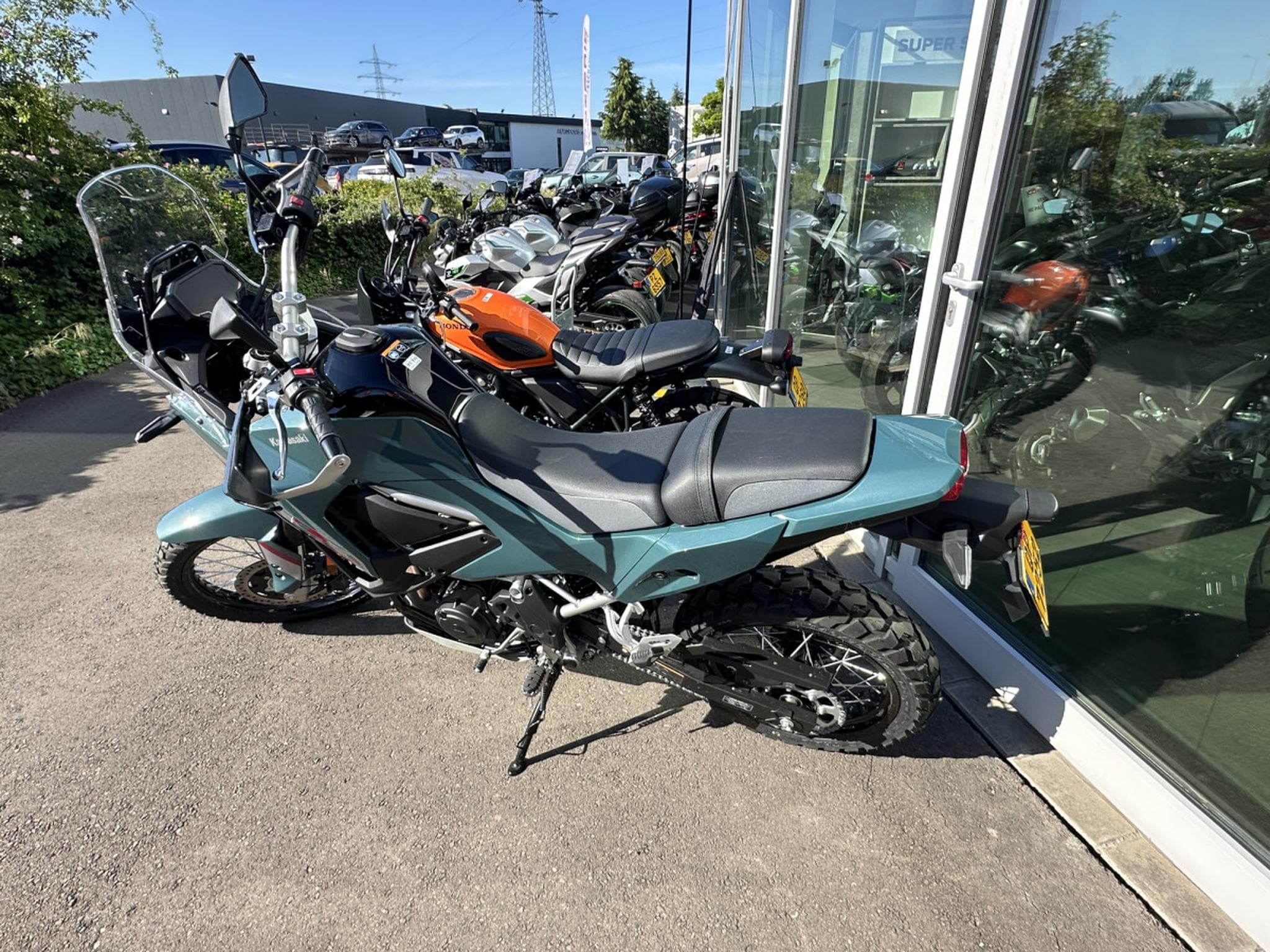 Kawasaki KLE 500 SE (2026) - Photo 1
