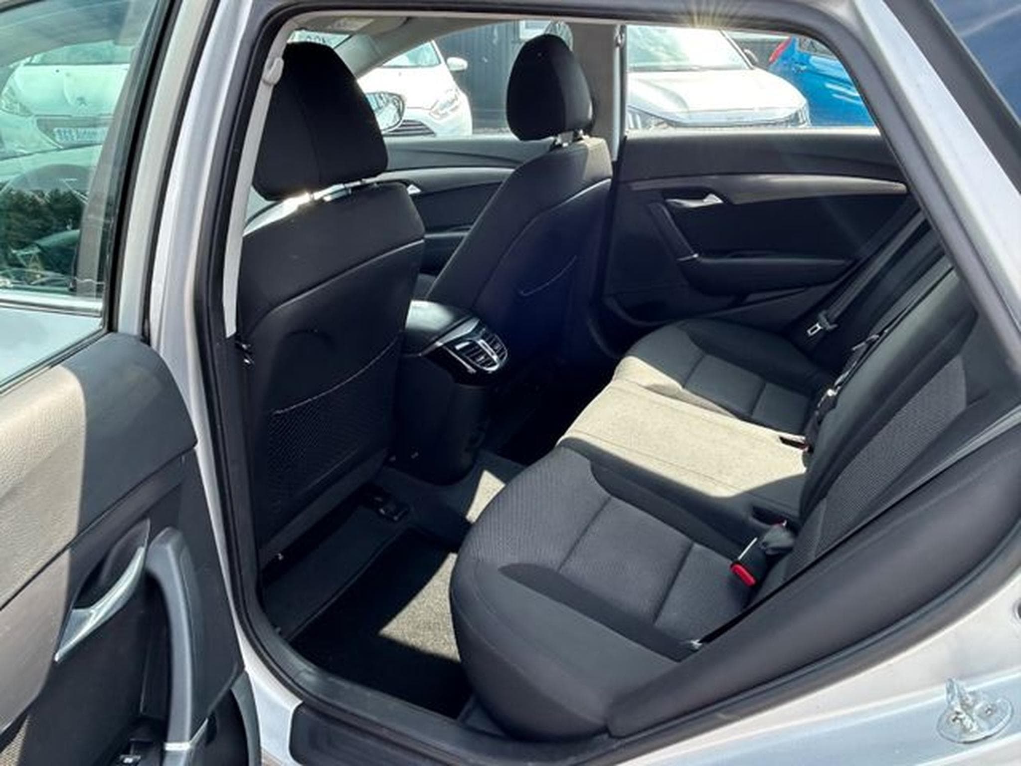 Hyundai i40 i40 CW FIFA World Cup Edition *Navi*LED*SHZ* (2014) - Foto 7