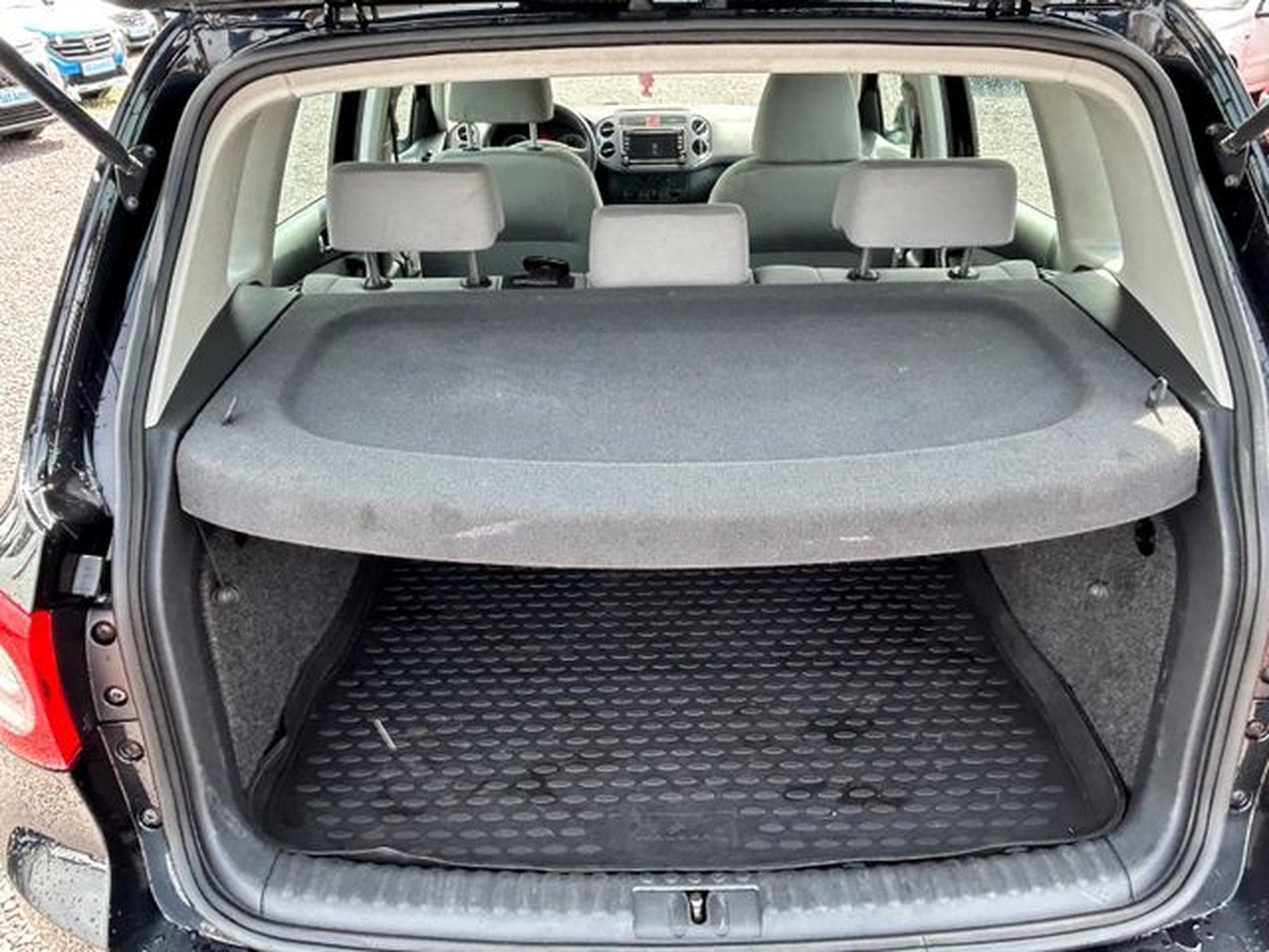 VW Tiguan Tiguan Trend &amp; Fun 4Motion *Bi-Xenon*Euro5* (2009) - Foto 15