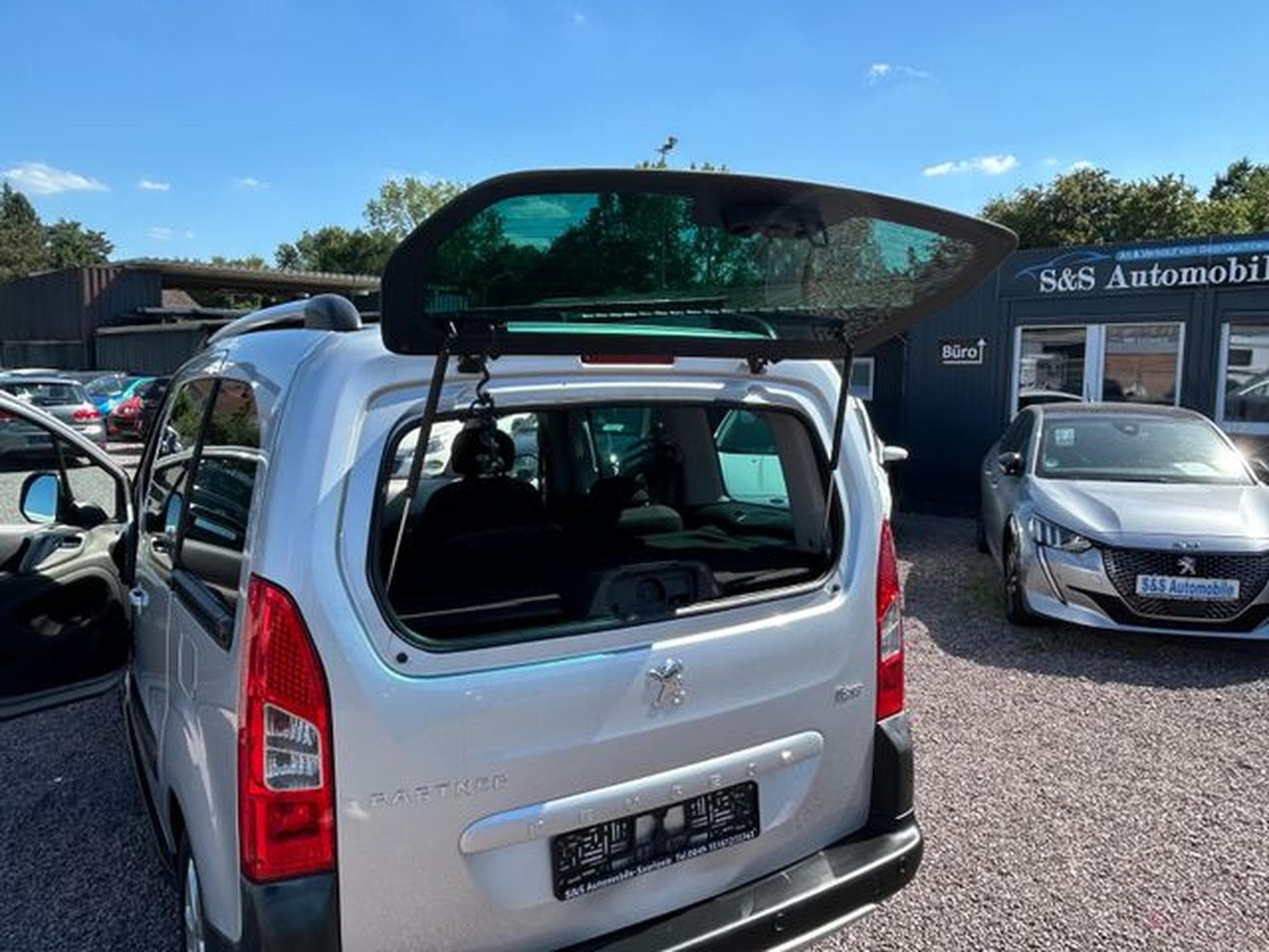 Peugeot Partner Partner Tepee Escapade 1.6 HDI *AHK*Klima* (2009) - Foto 15
