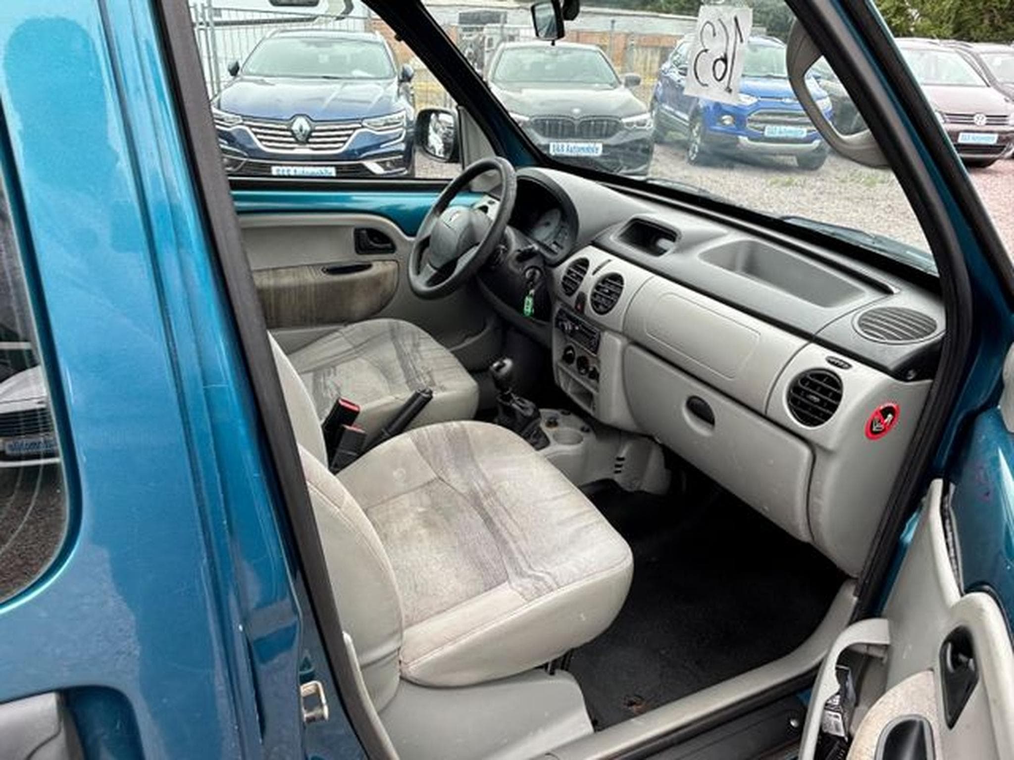Renault Kangoo Kangoo 1.5 dCi Authentique *AHK*Klima* (2005) - Foto 9