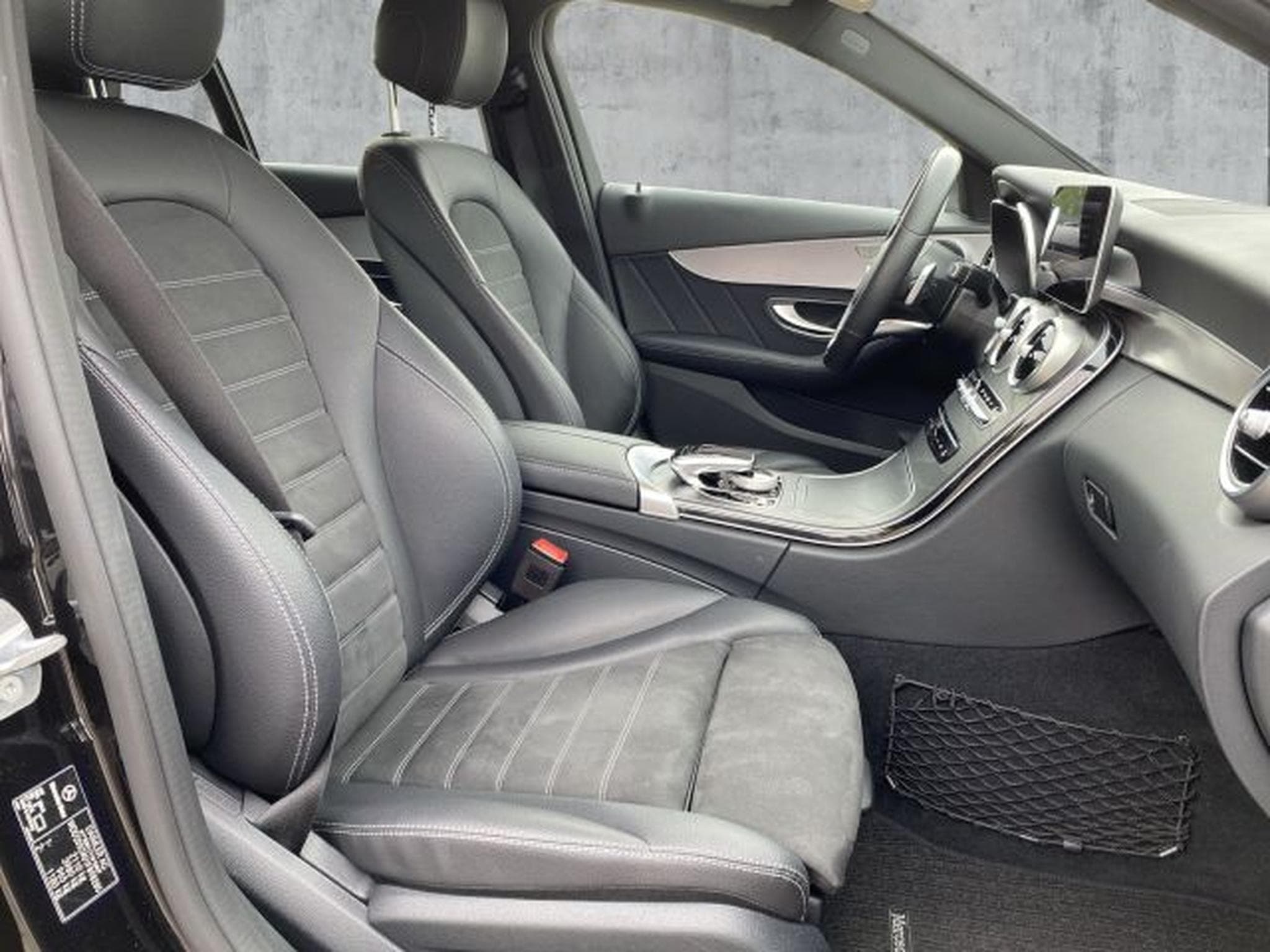 Mercedes C 180 C180 T 9G-Tronic AMG Line NAVI LED RFK Digital (2019) - Photo 13