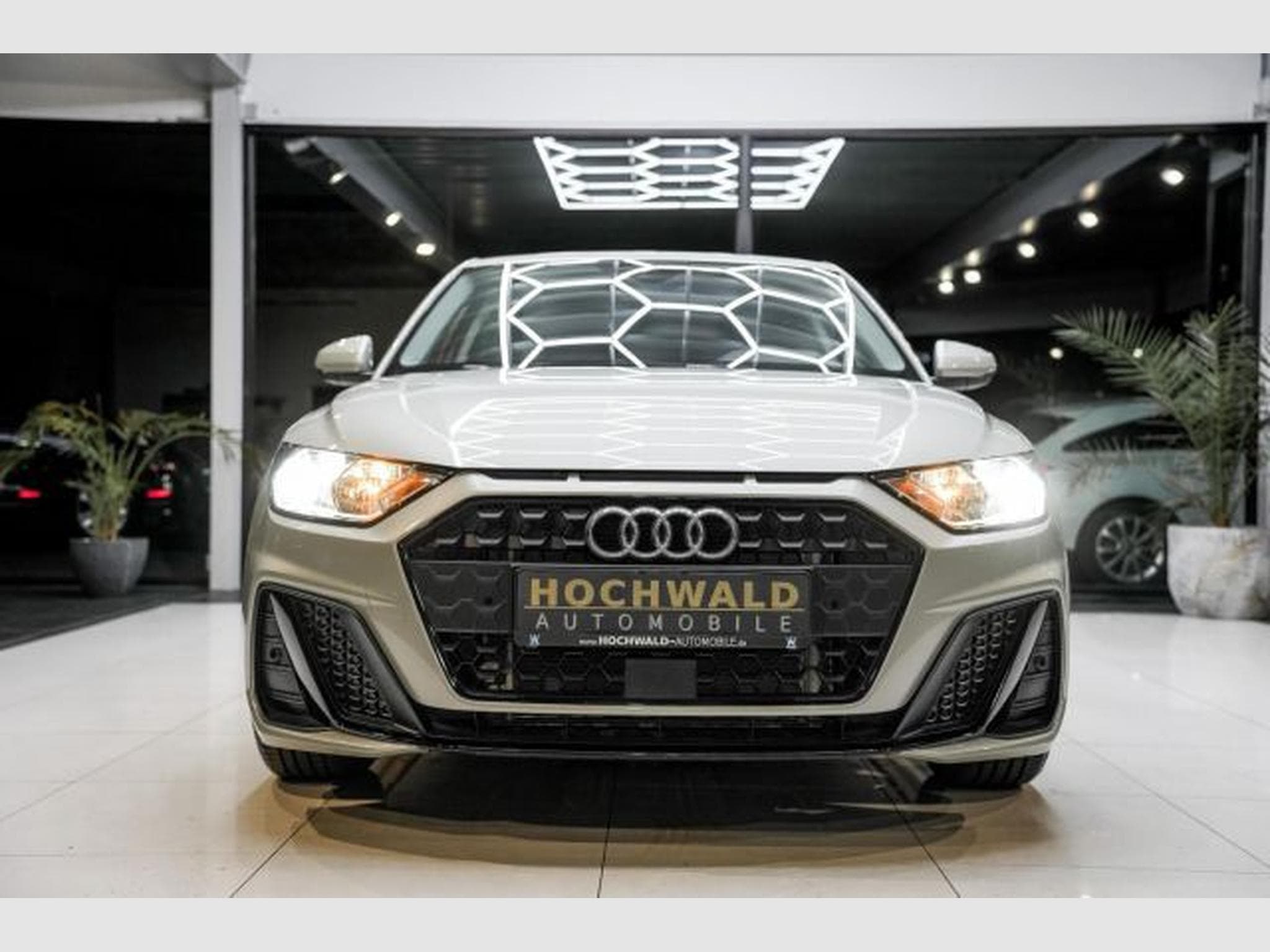 Audi A1 A1 Sportback 25 TFSI S-tronic S-Line Sportpaket (2024) - Foto 4