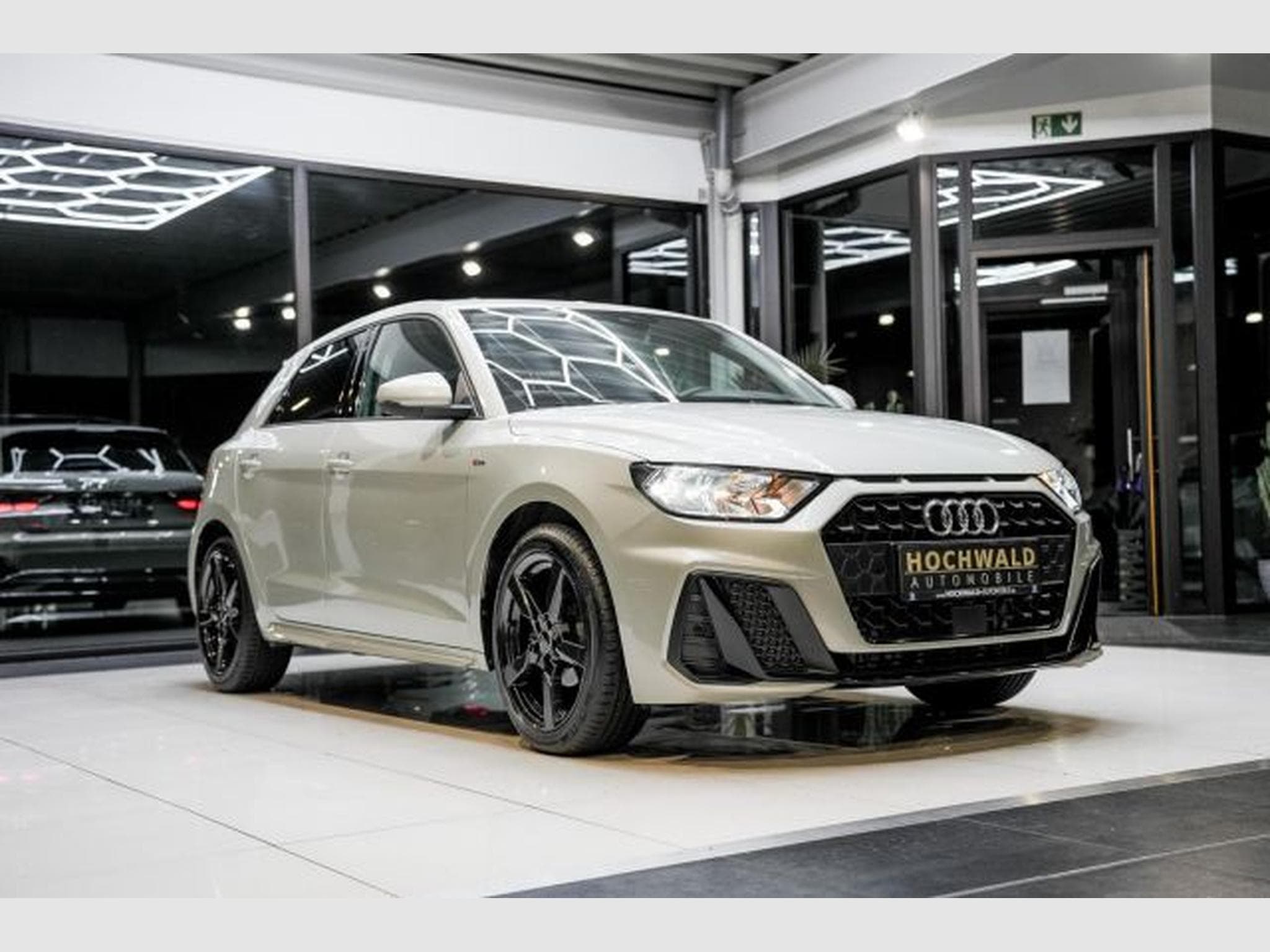 Audi A1 A1 Sportback 25 TFSI S-tronic S-Line Sportpaket (2024) - Foto 5