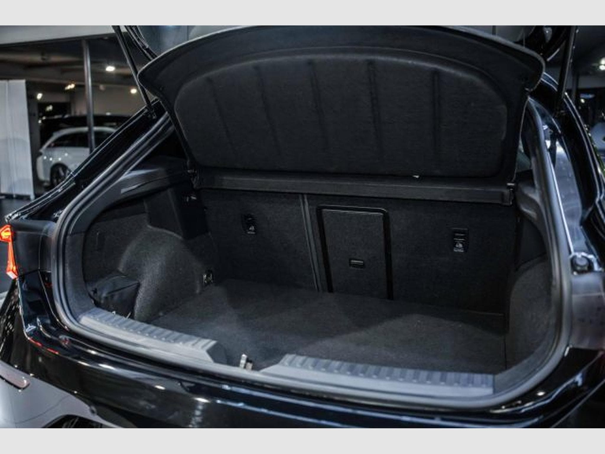 Cupra Leon Leon 1.4 TSI e-Hybrid DSG NAVI RFK LED SHZG VIRT (2022) - Foto 14