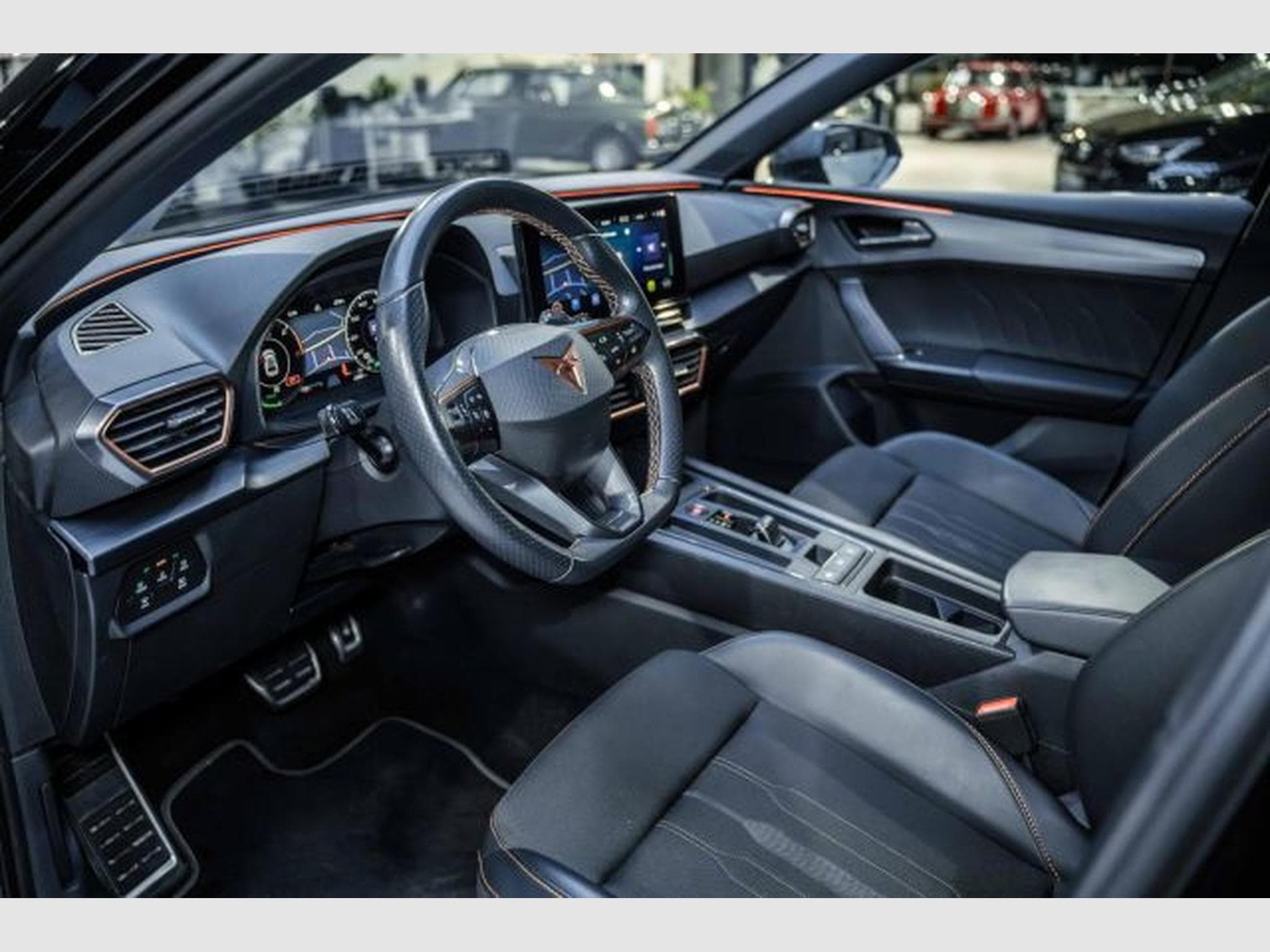 Cupra Leon Leon 1.4 TSI e-Hybrid DSG NAVI RFK LED SHZG VIRT (2022) - Foto 15