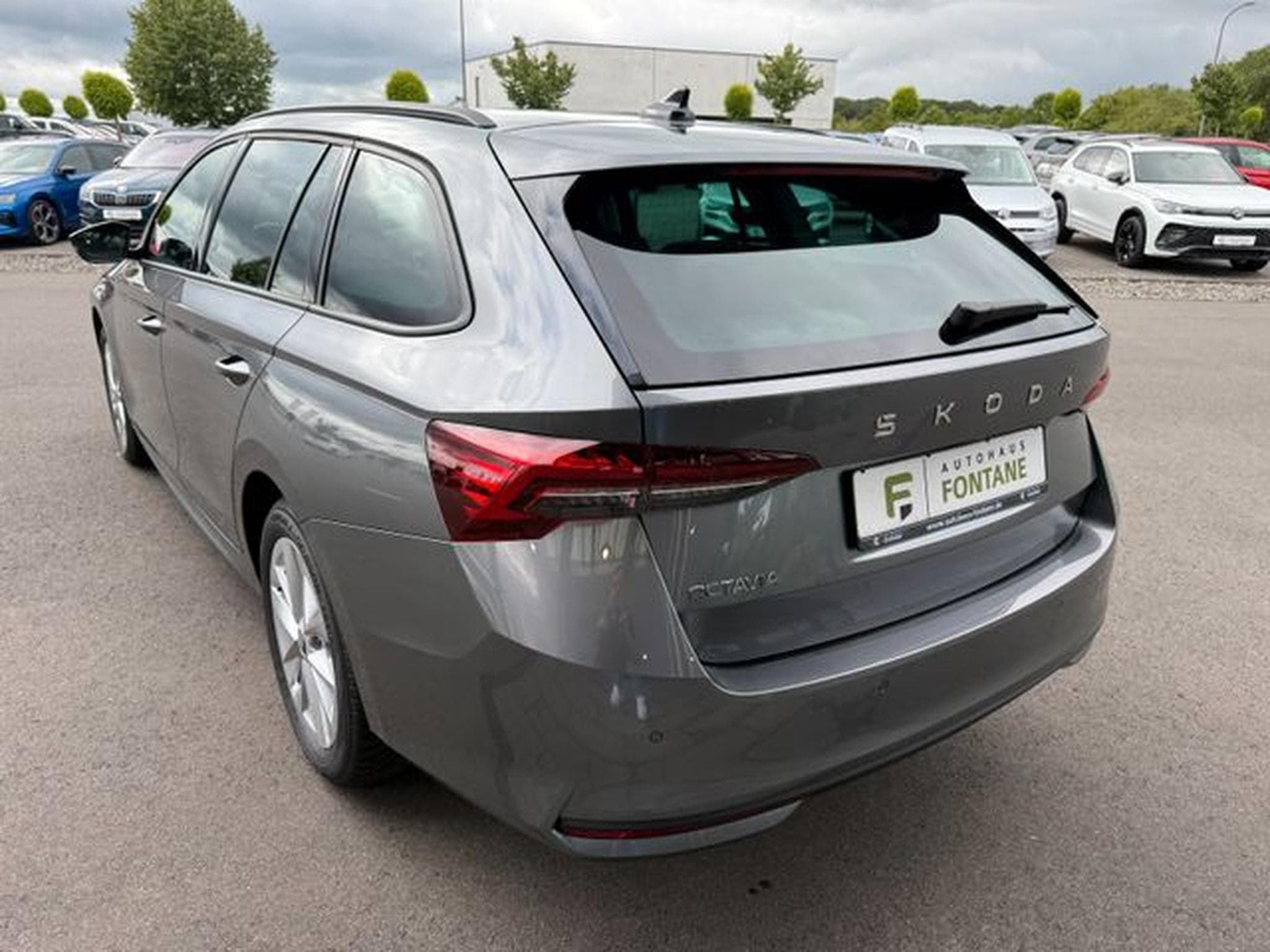Skoda Octavia Octavia 2.0 TDI Selection Kamera Keyless LED ACC (2025) - Photo 7
