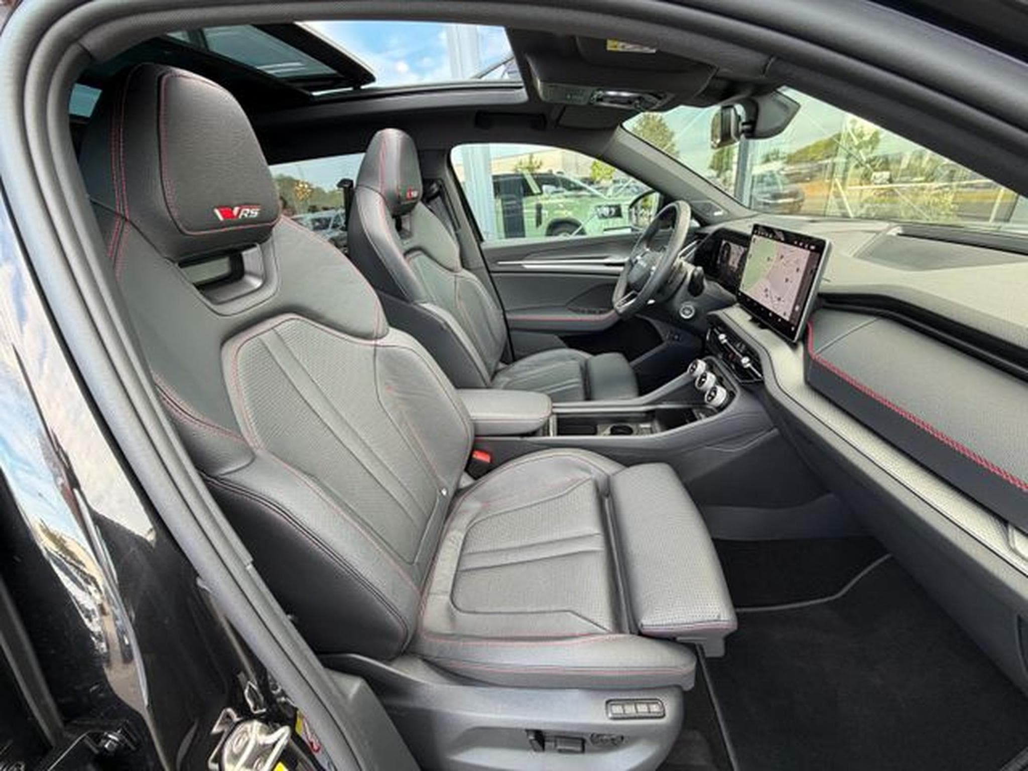 Skoda Kodiaq Kodiaq 2.0TSI 4x4 RS AHK Pano Canton Leder Kühl (2025) - Photo 15