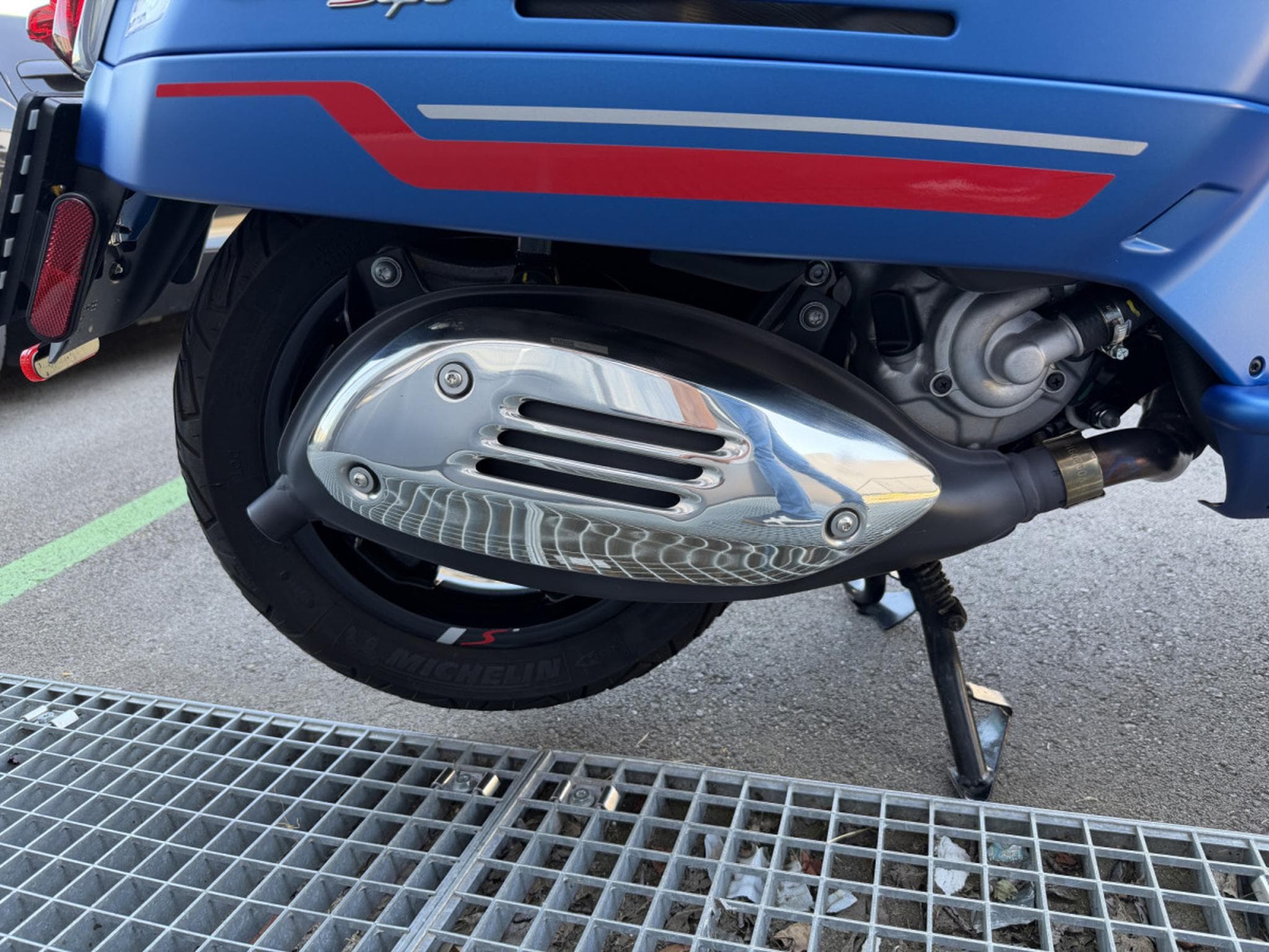 Vespa GTS SUPER SPORT (2021) - Foto 2