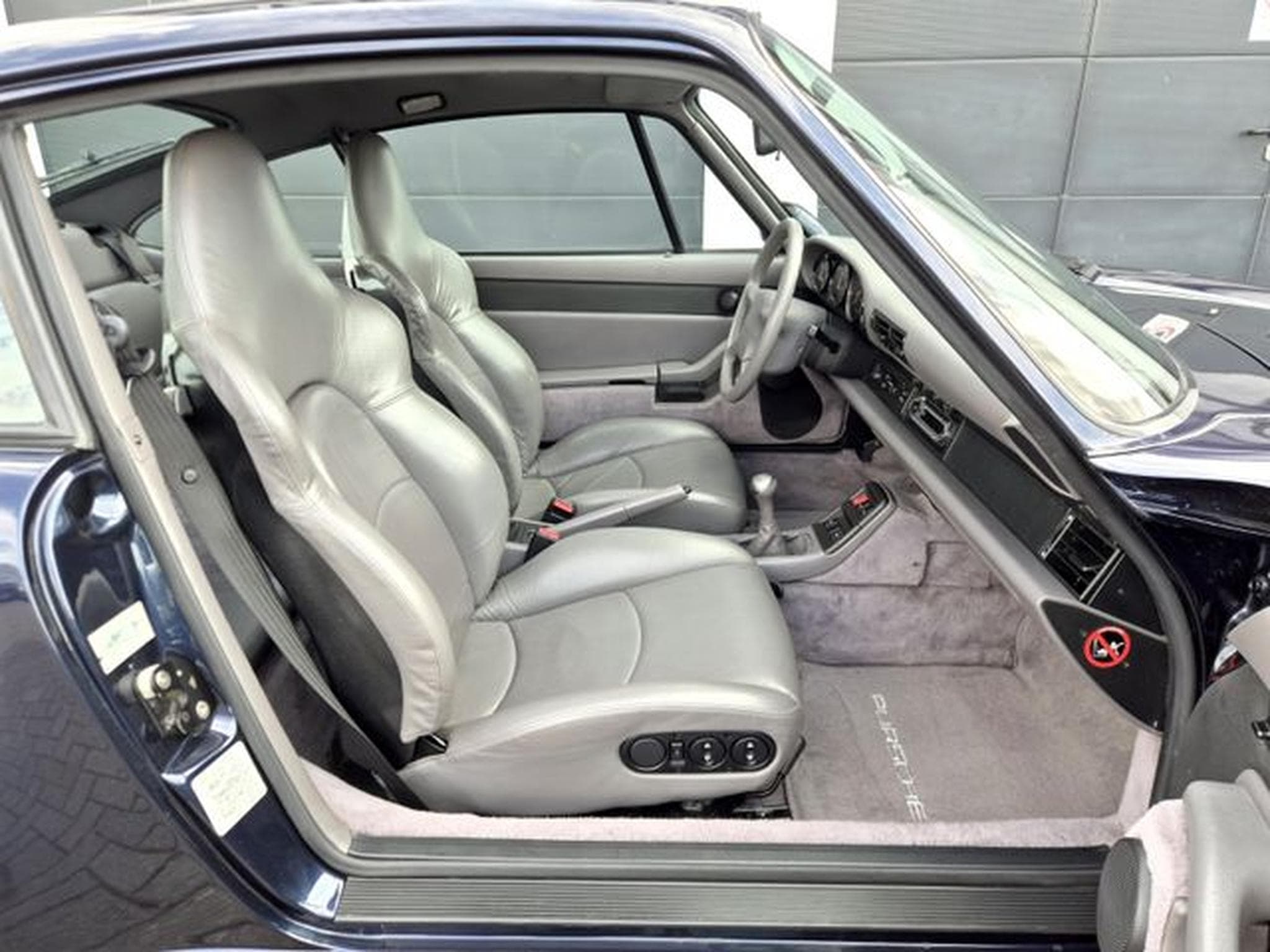 Porsche 911 993 Carrera Coupé // Schalter // (1996) - Foto 12